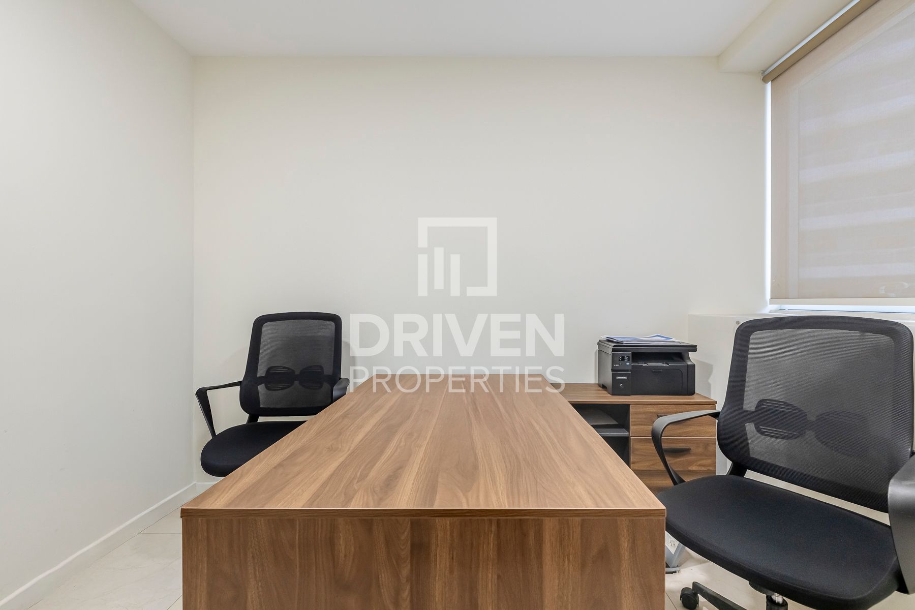 Fully Fitted Prime Location Fully Furnished