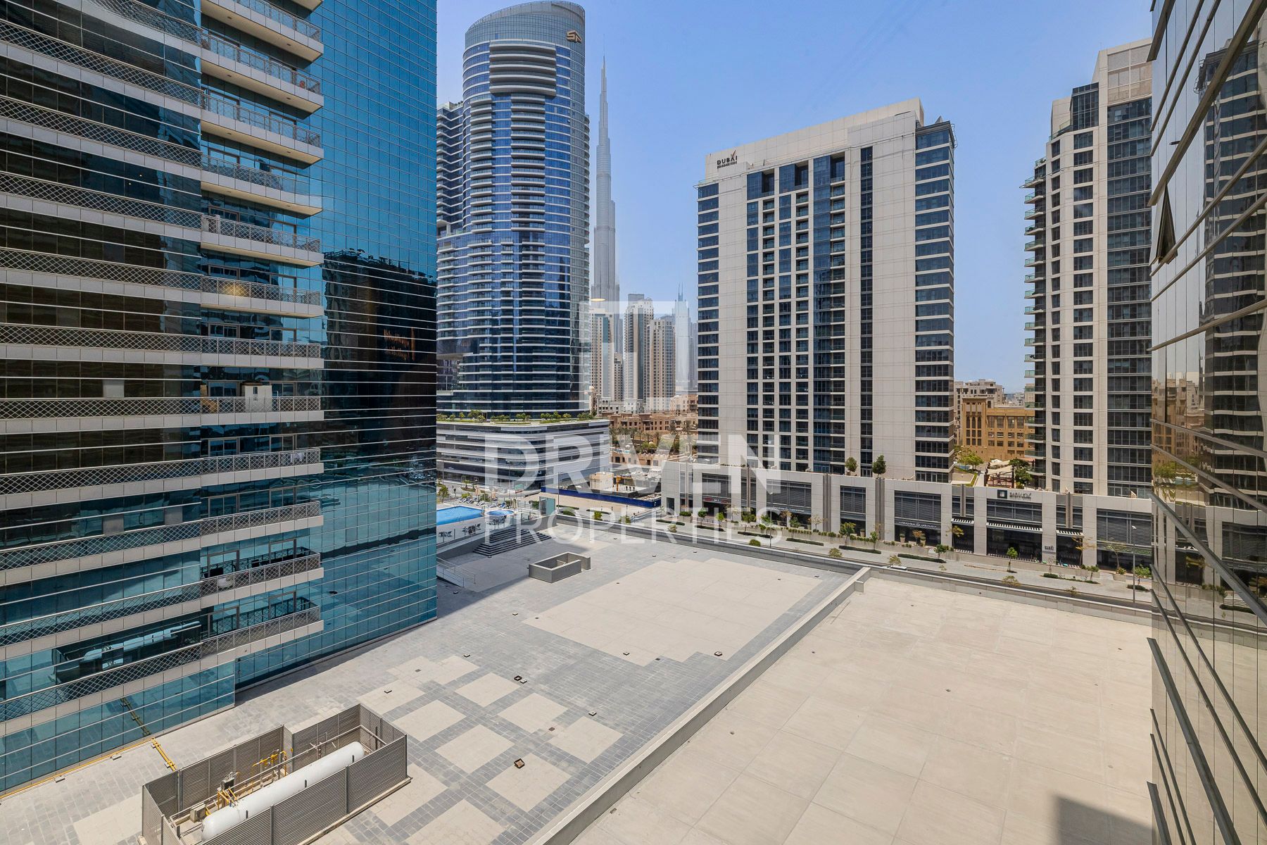 Fully Fitted Prime Location Fully Furnished