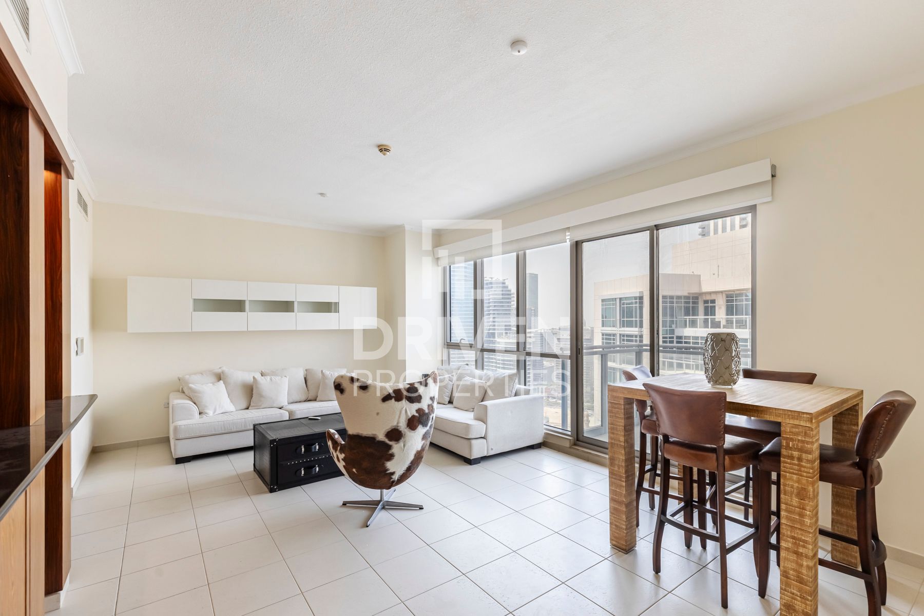 High Floor Stunning Boulevard View High ROI