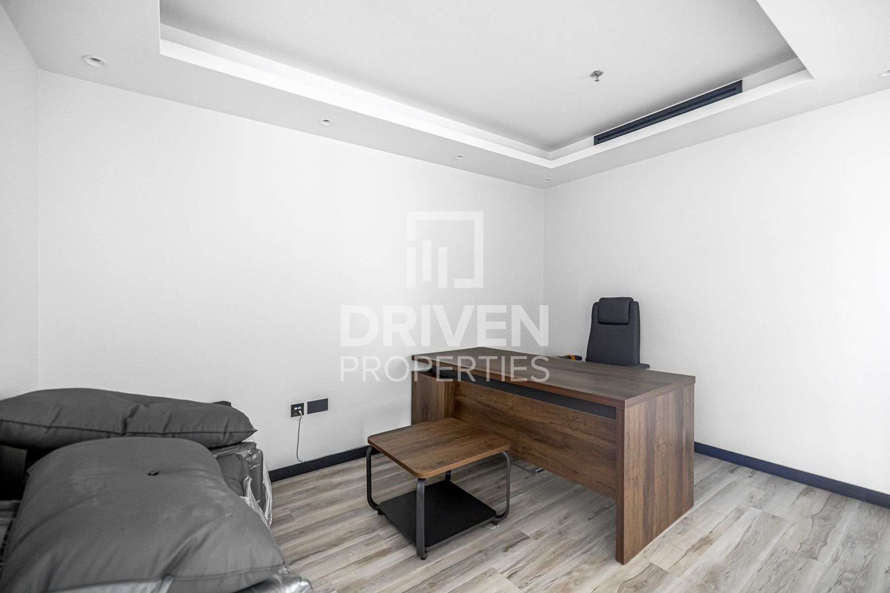 Brand New Upgraded Office and Fully Furnished