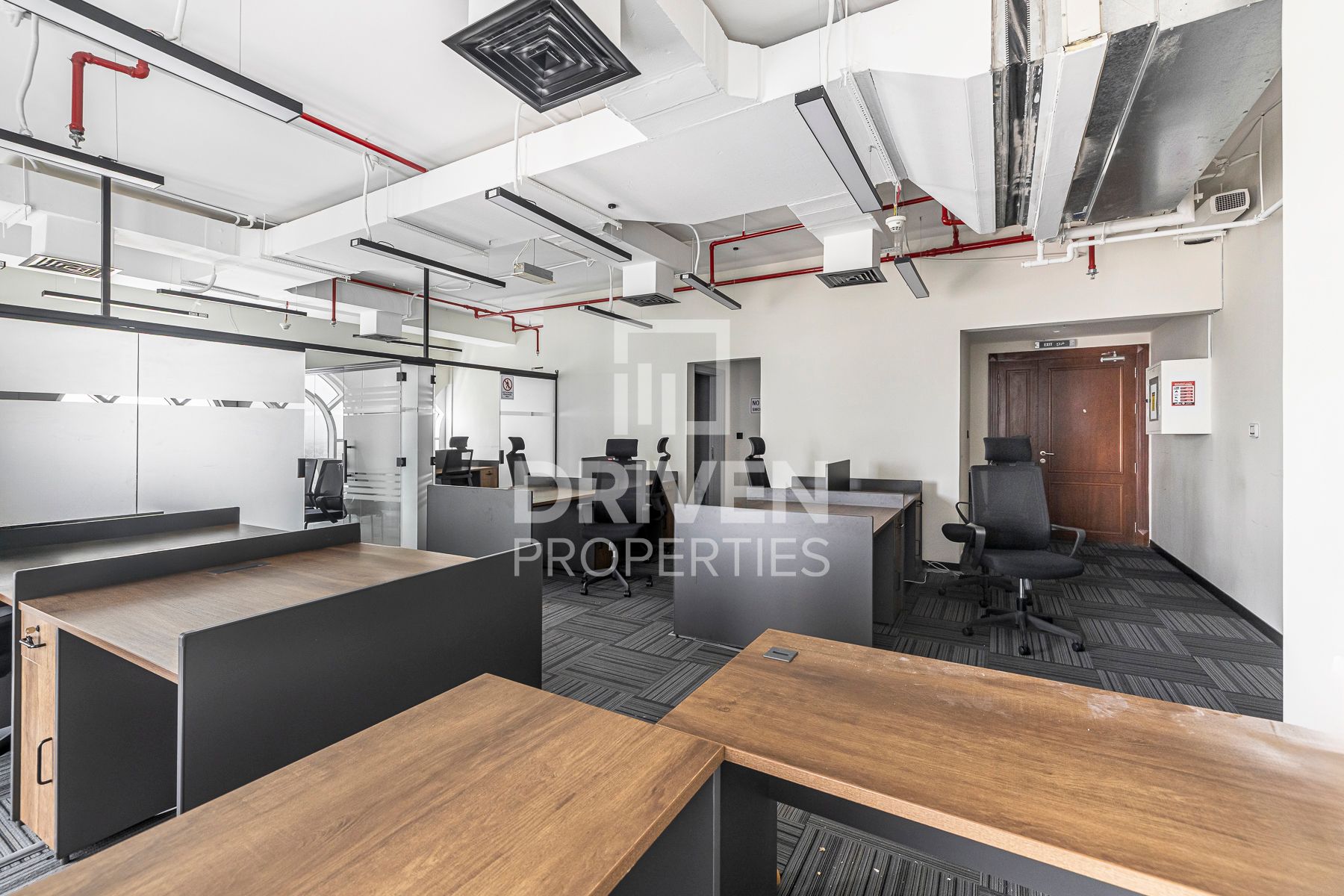 Office for Rent - Brand New Upgraded Office and Fully Furnished