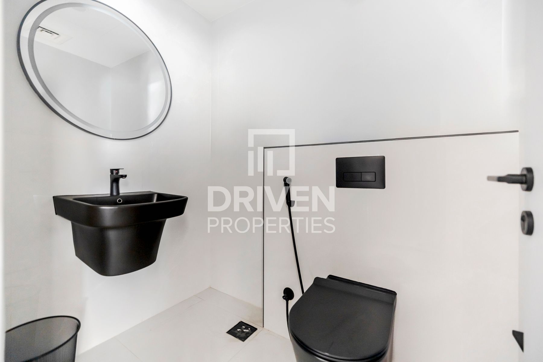 Brand New Upgraded Office and Fully Furnished