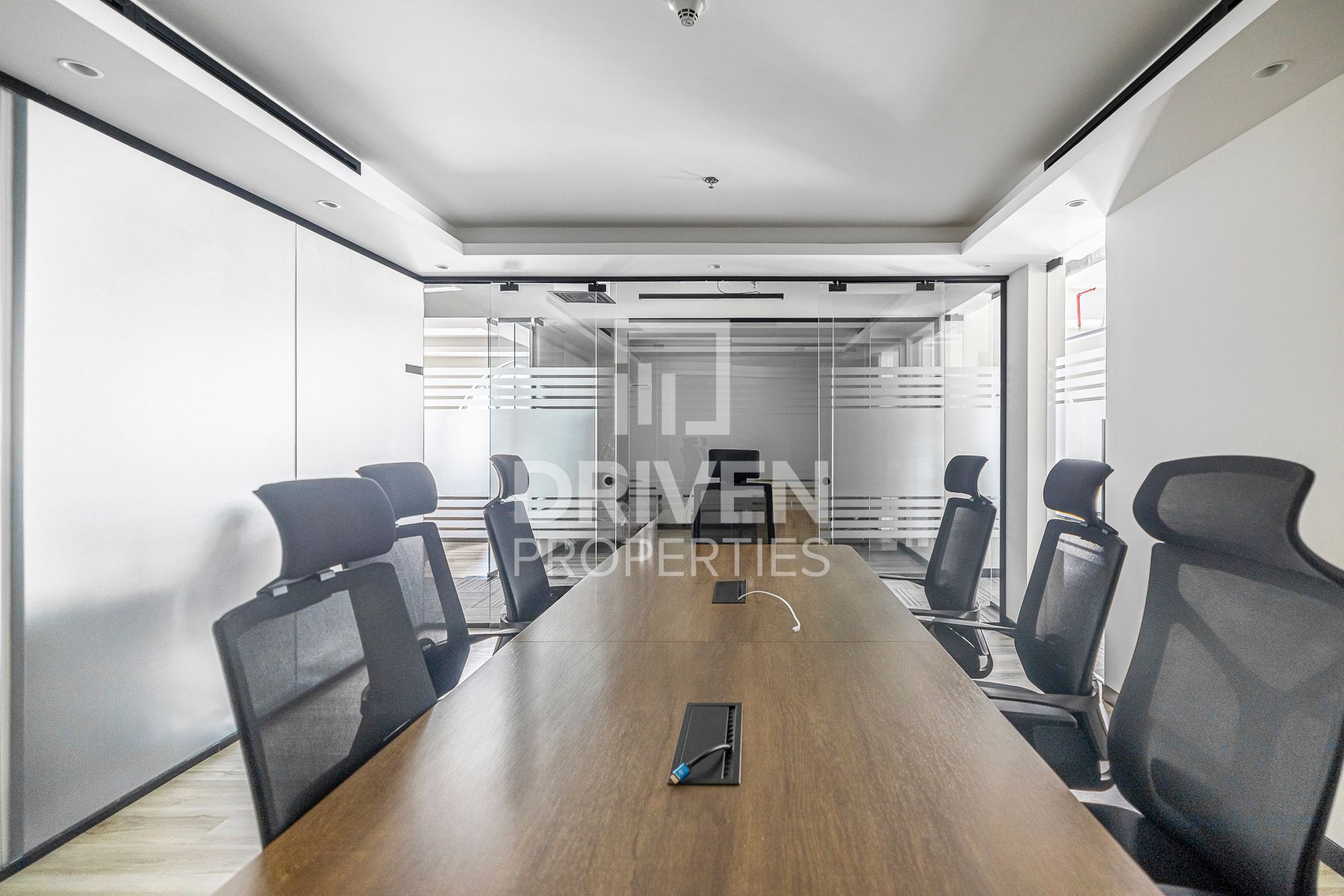 Brand New Upgraded Office and Fully Furnished