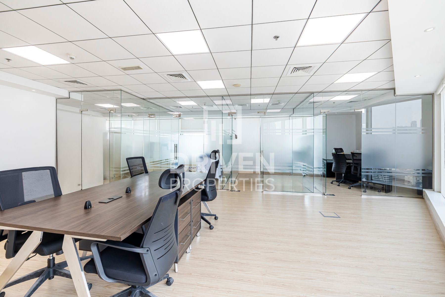 Ready to Move in Furnished High Floor