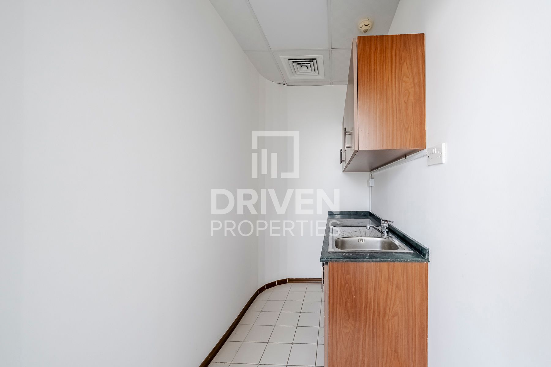 Newly Refurbished Office Prime Location