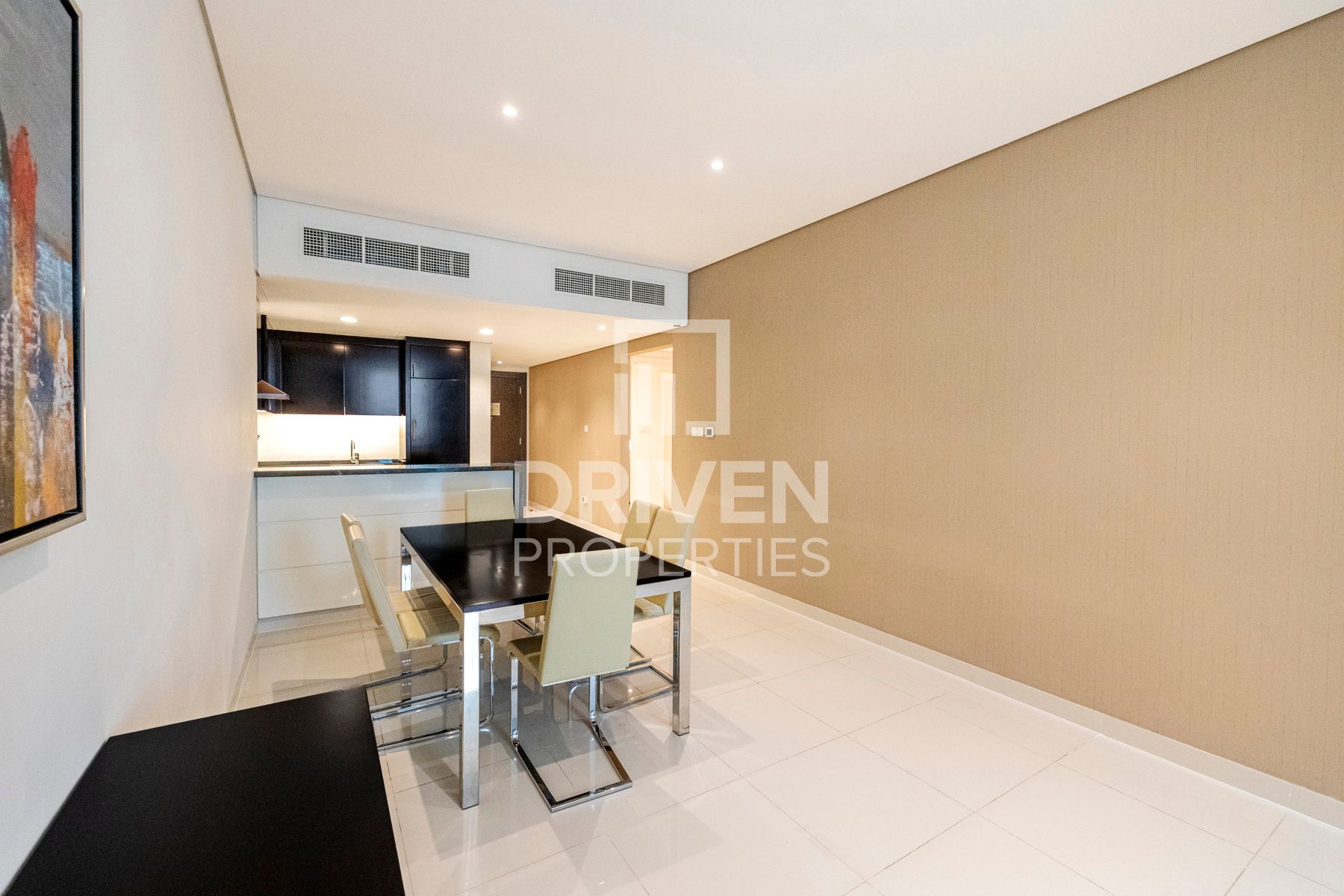 Fully Furnished Canal View Spacious Unit