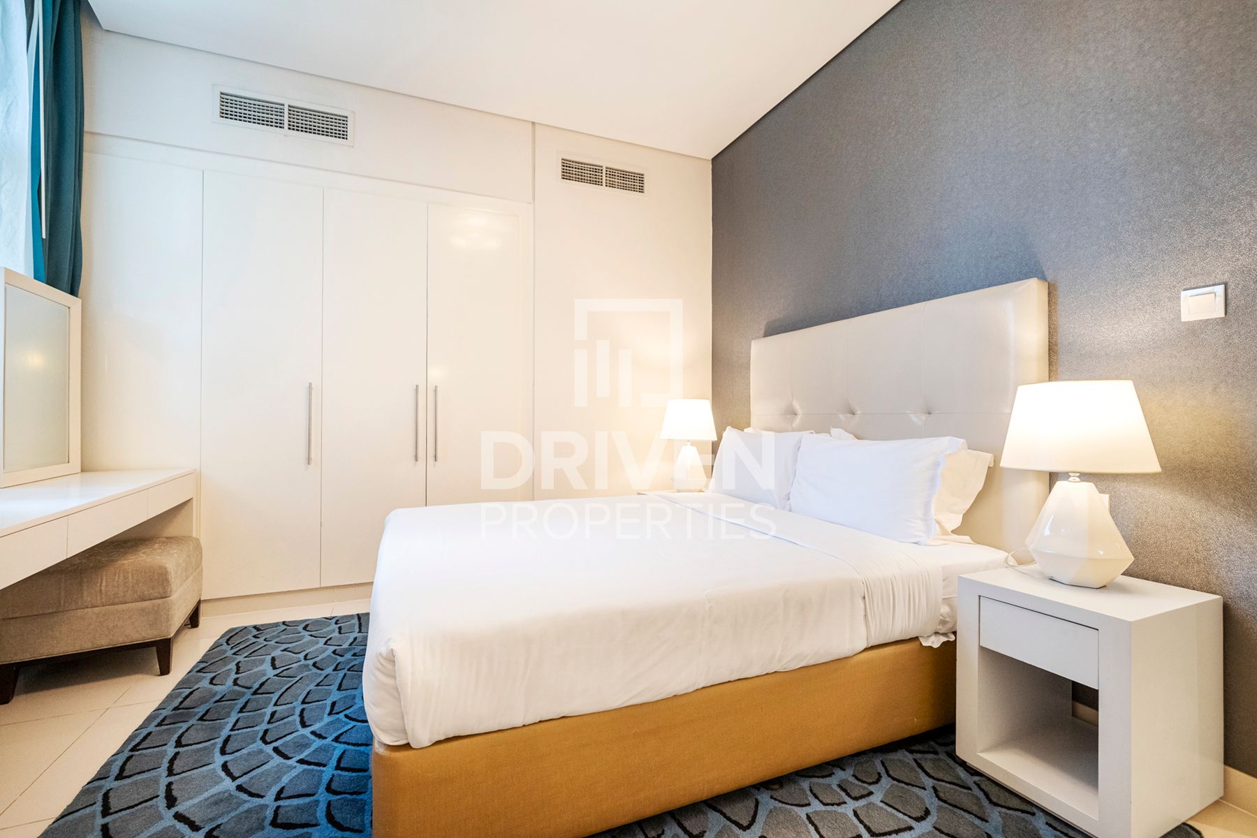 Fully Furnished Canal View Spacious Unit