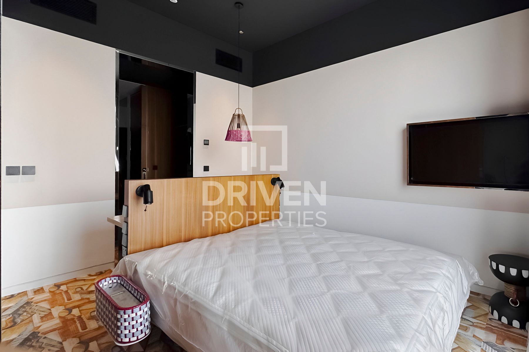 High Floor Burj View Post Handover PP