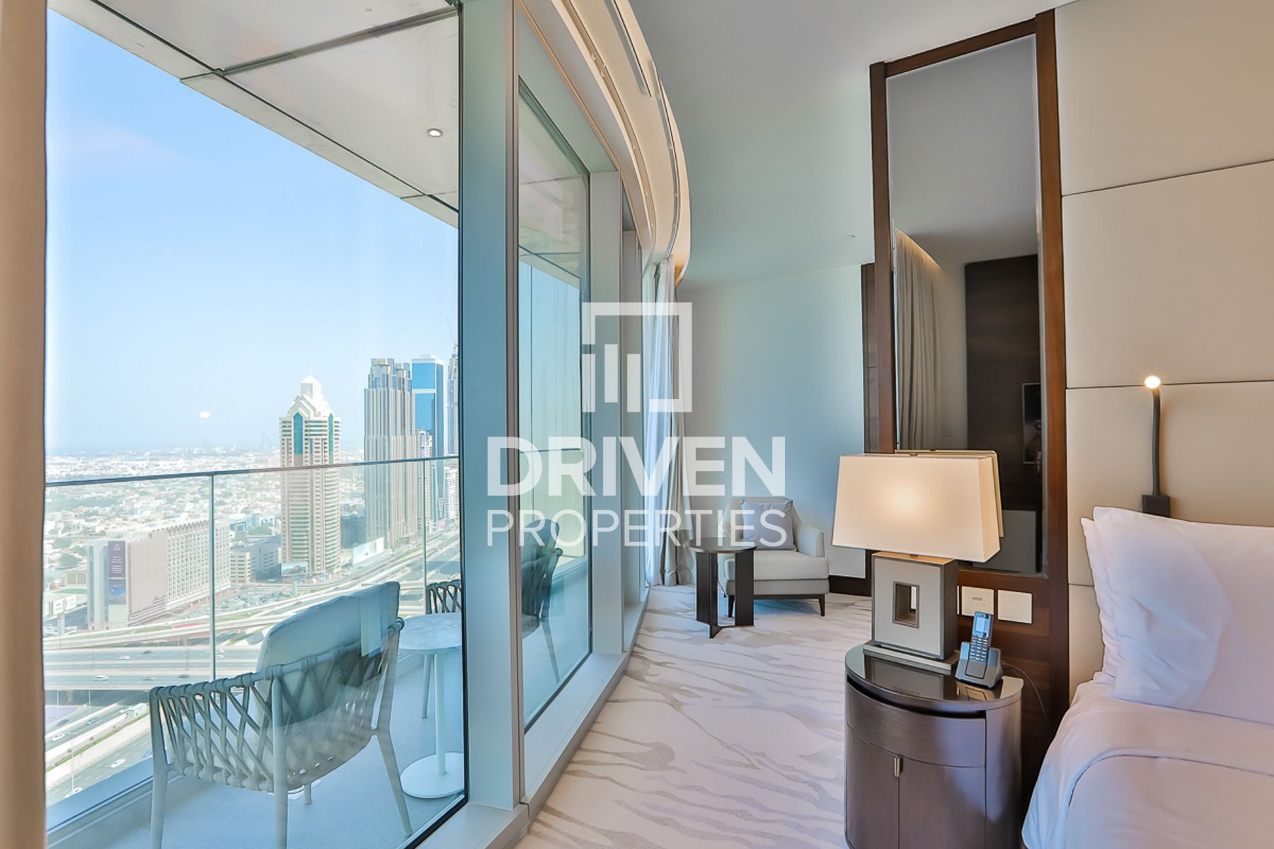 Fully Furnished High Floor Bills Included