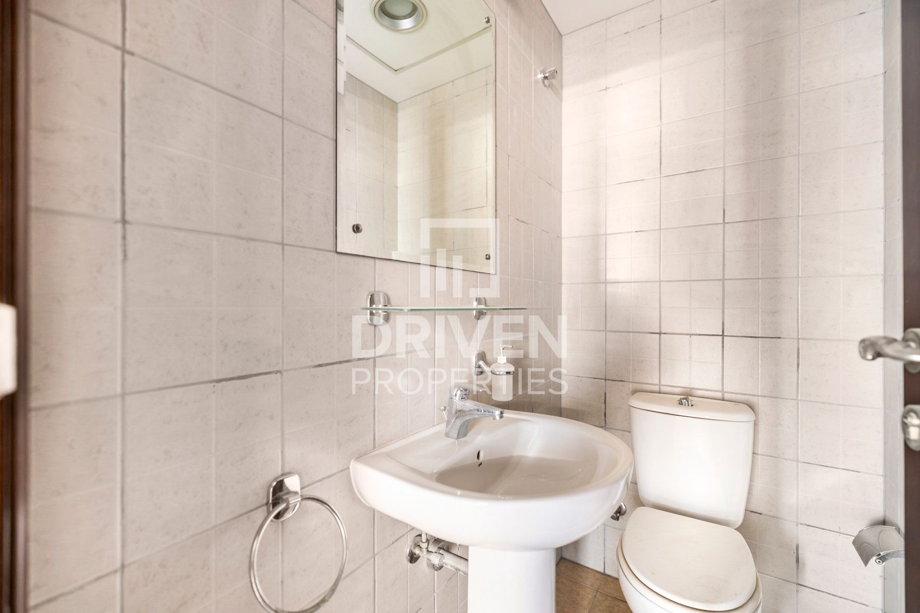 Semi Fitted Office in Heart of Business Bay