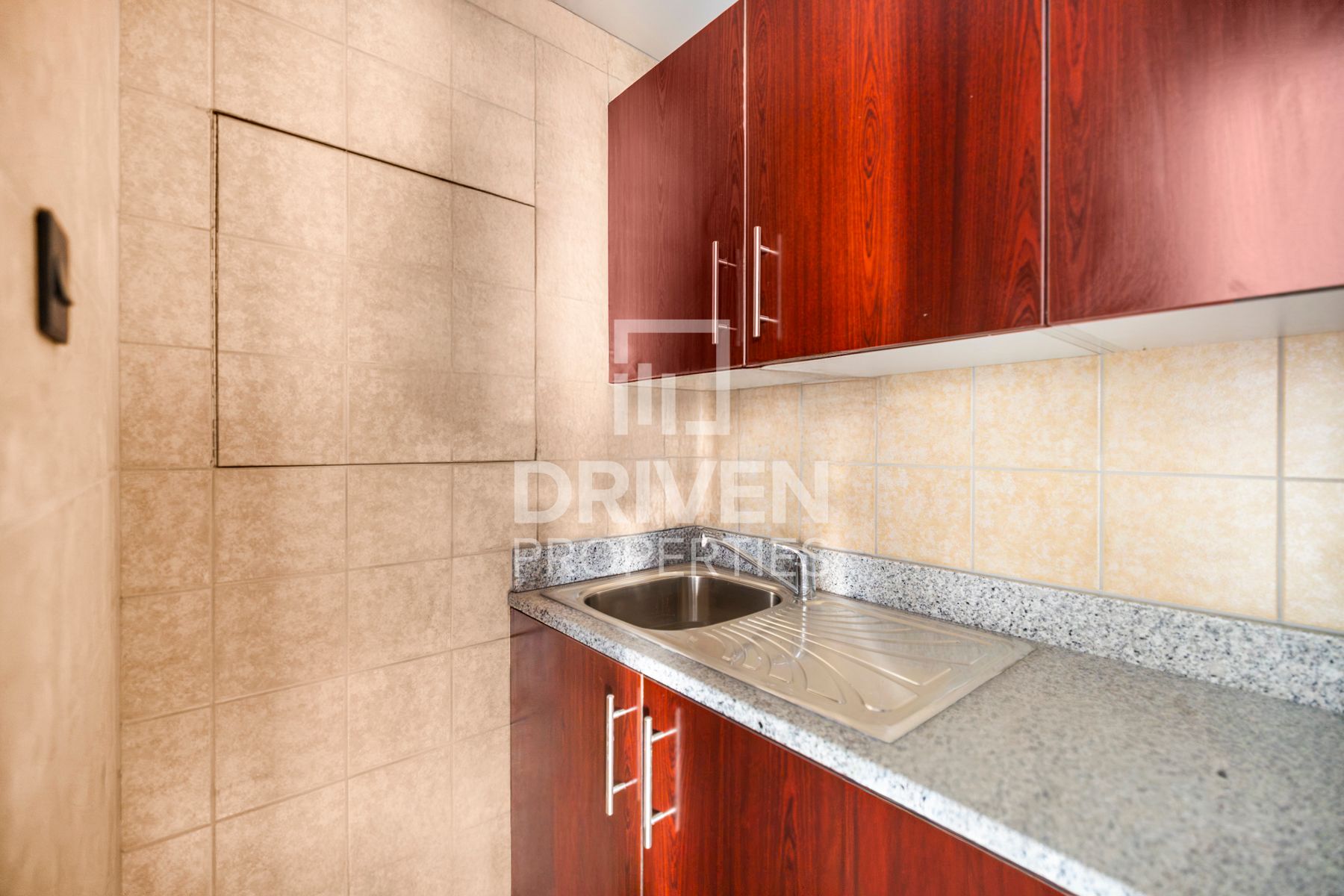 Semi Fitted Office in Heart of Business Bay