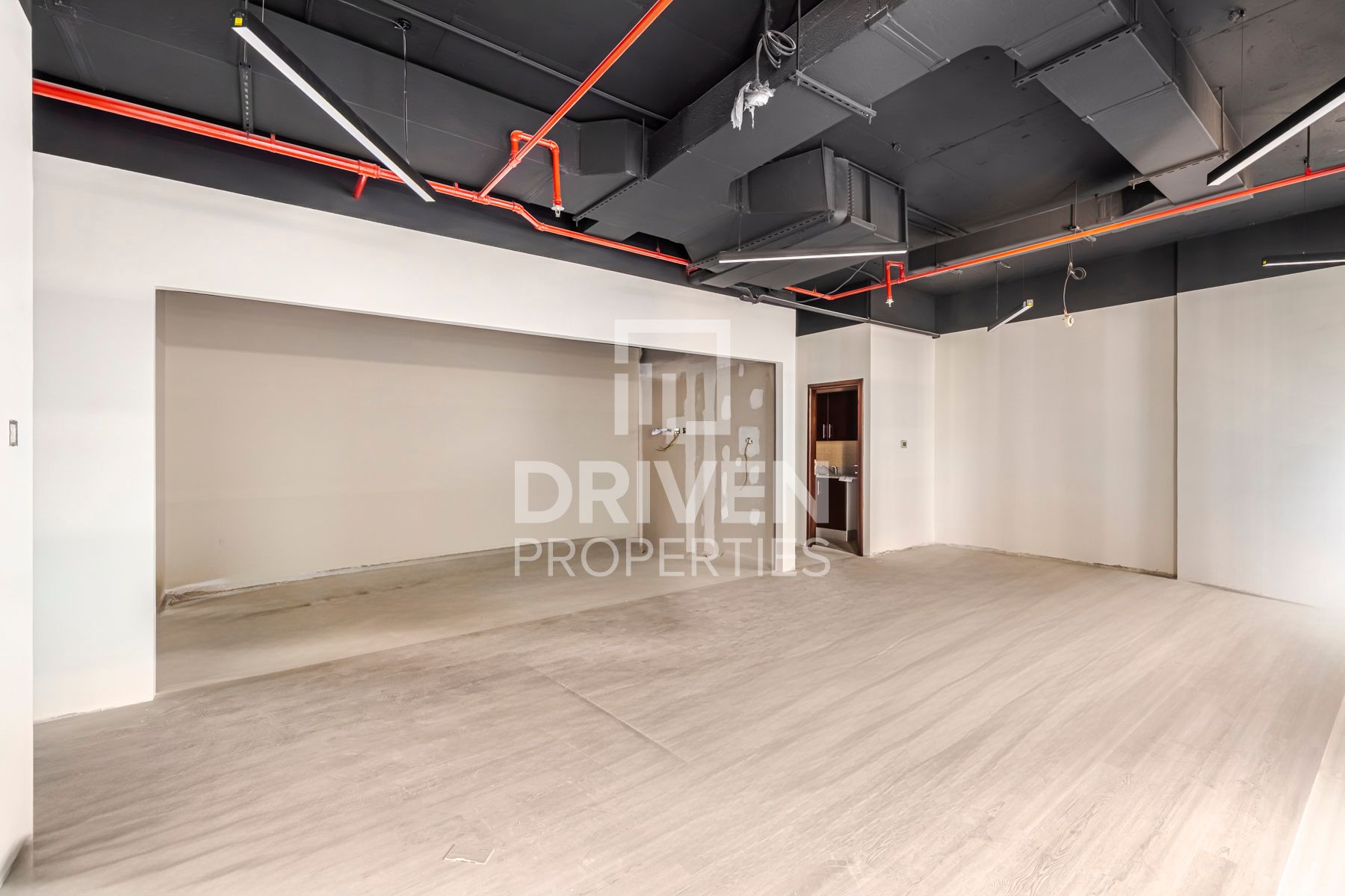 Semi Fitted Office in Heart of Business Bay