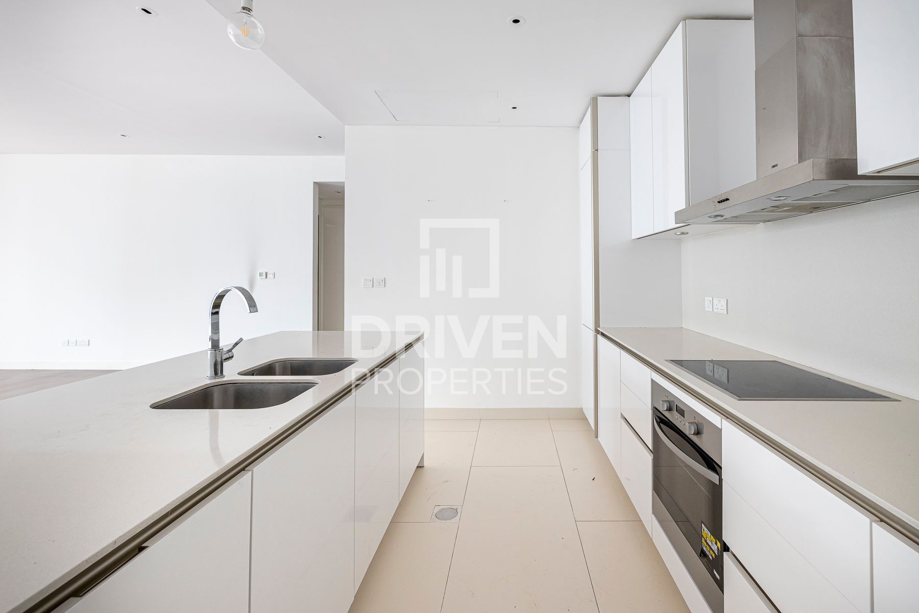 Spacious and Bright Apartment Ready to Move in