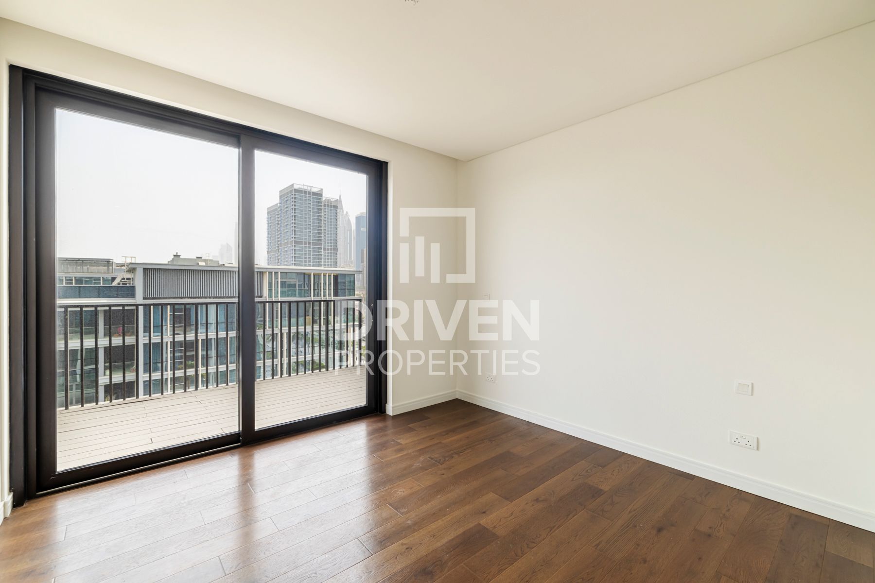 Luxurious Penthouse Vacant with Maid Room