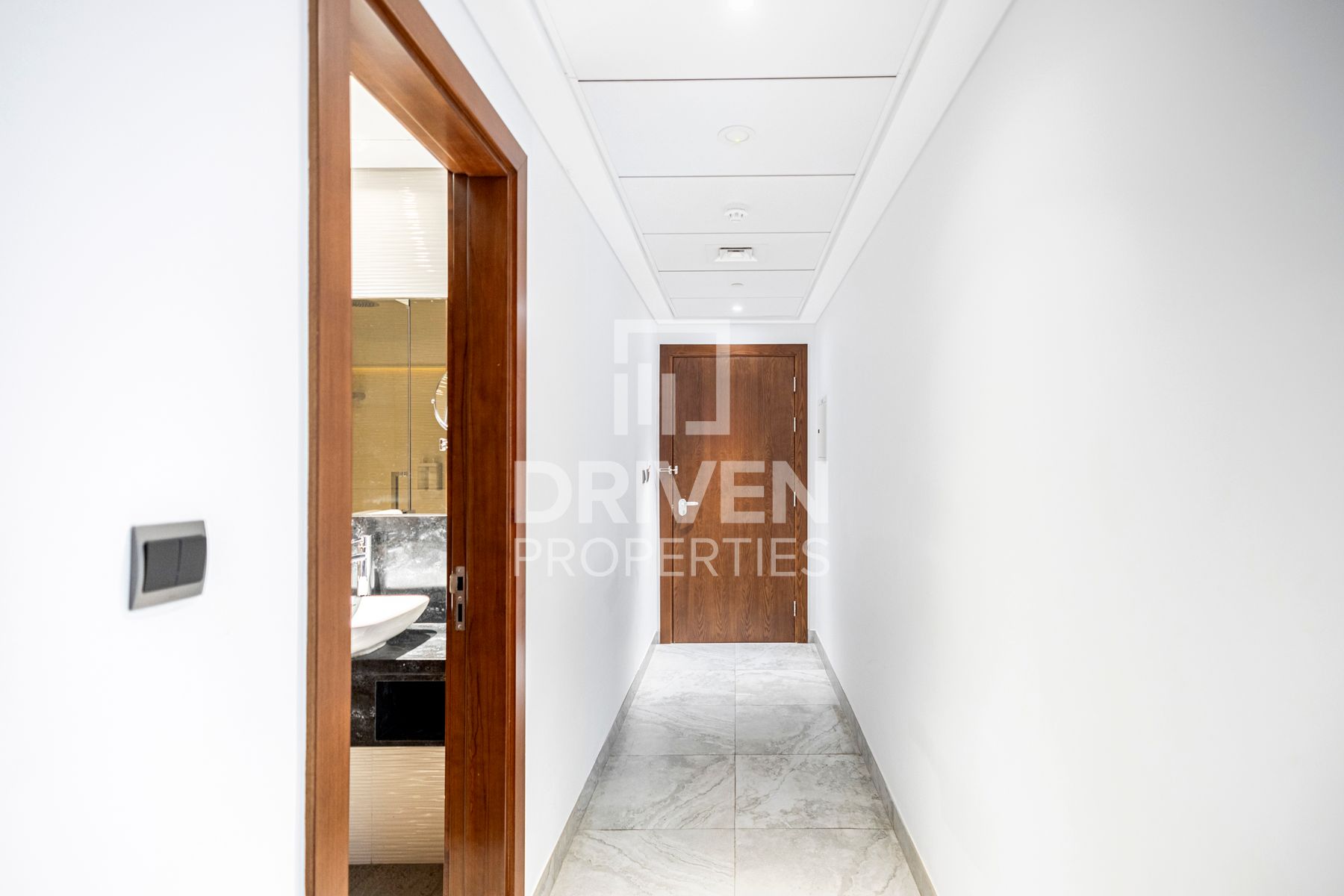 Furnished Mid Floor Studio Featuring Canal View