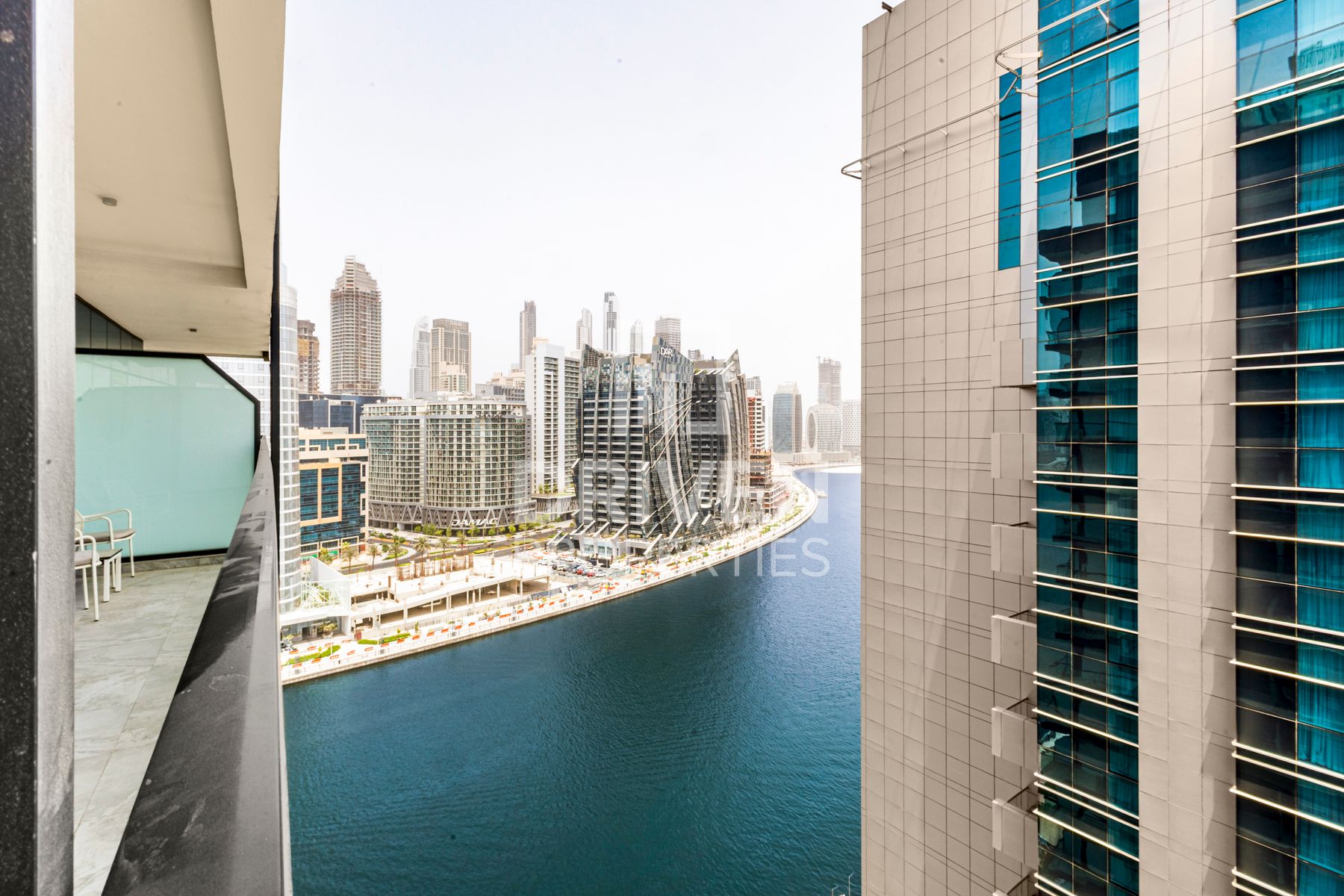 Furnished Mid Floor Studio Featuring Canal View