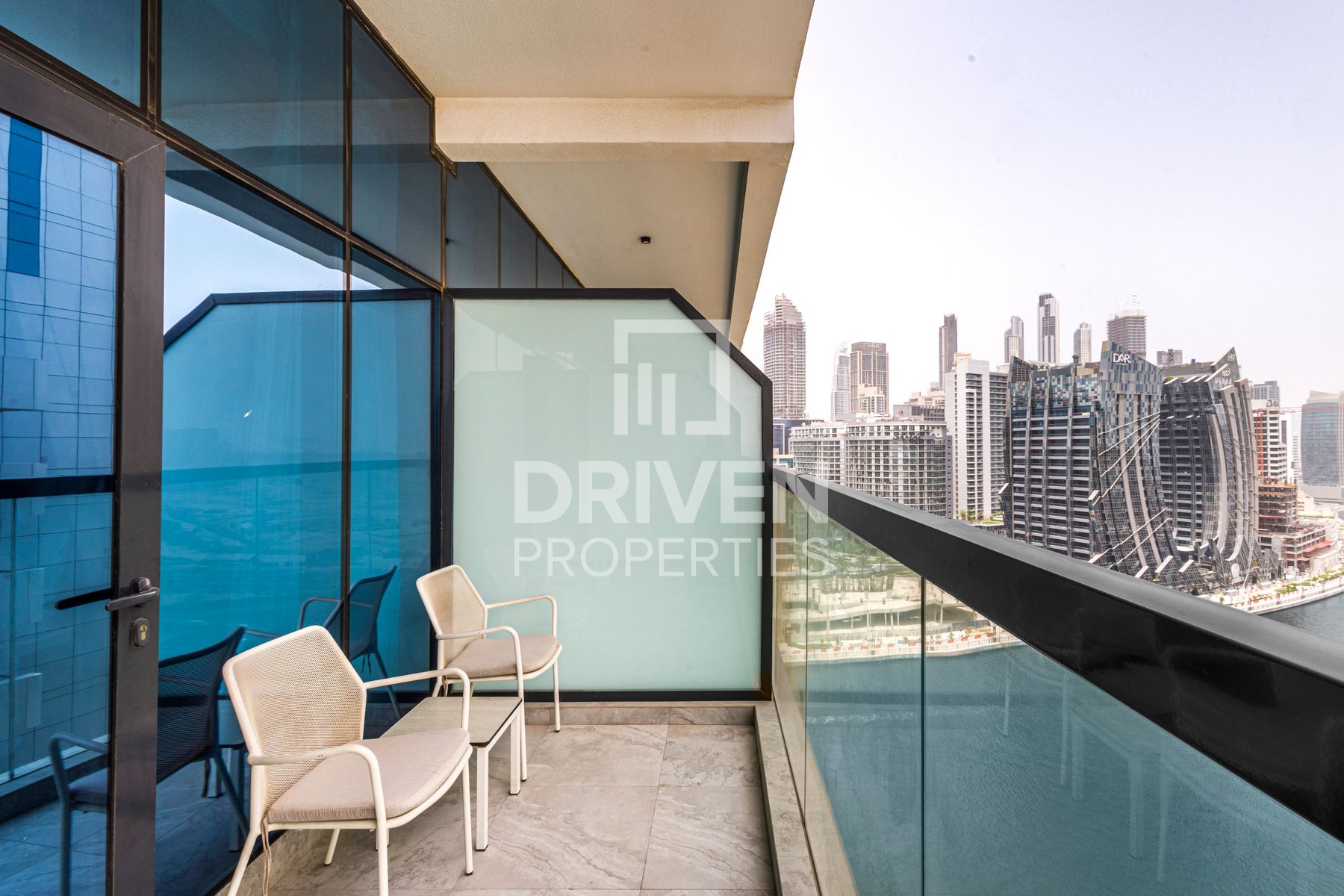 Furnished Mid Floor Studio Featuring Canal View