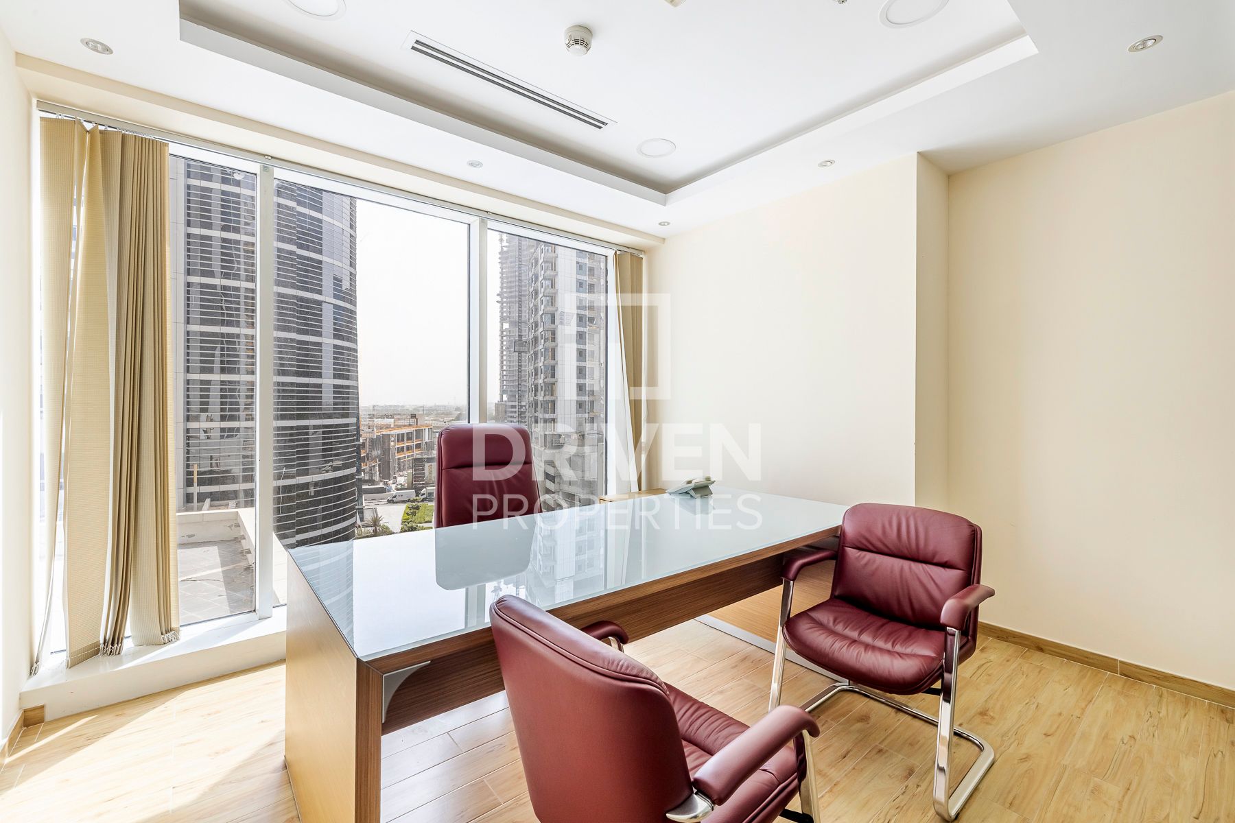 Furnished Office Ready to move in Vacant