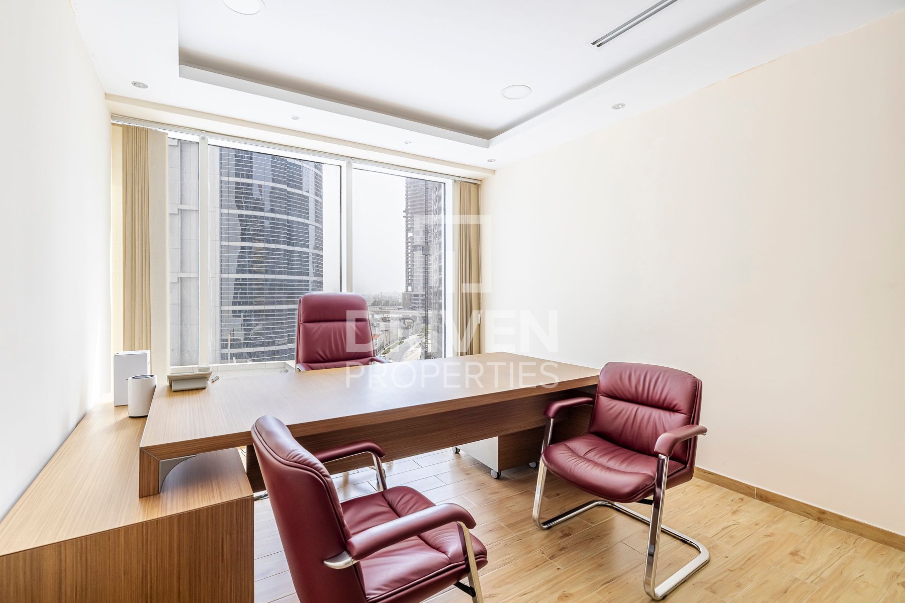 Furnished Office Ready to move in Vacant