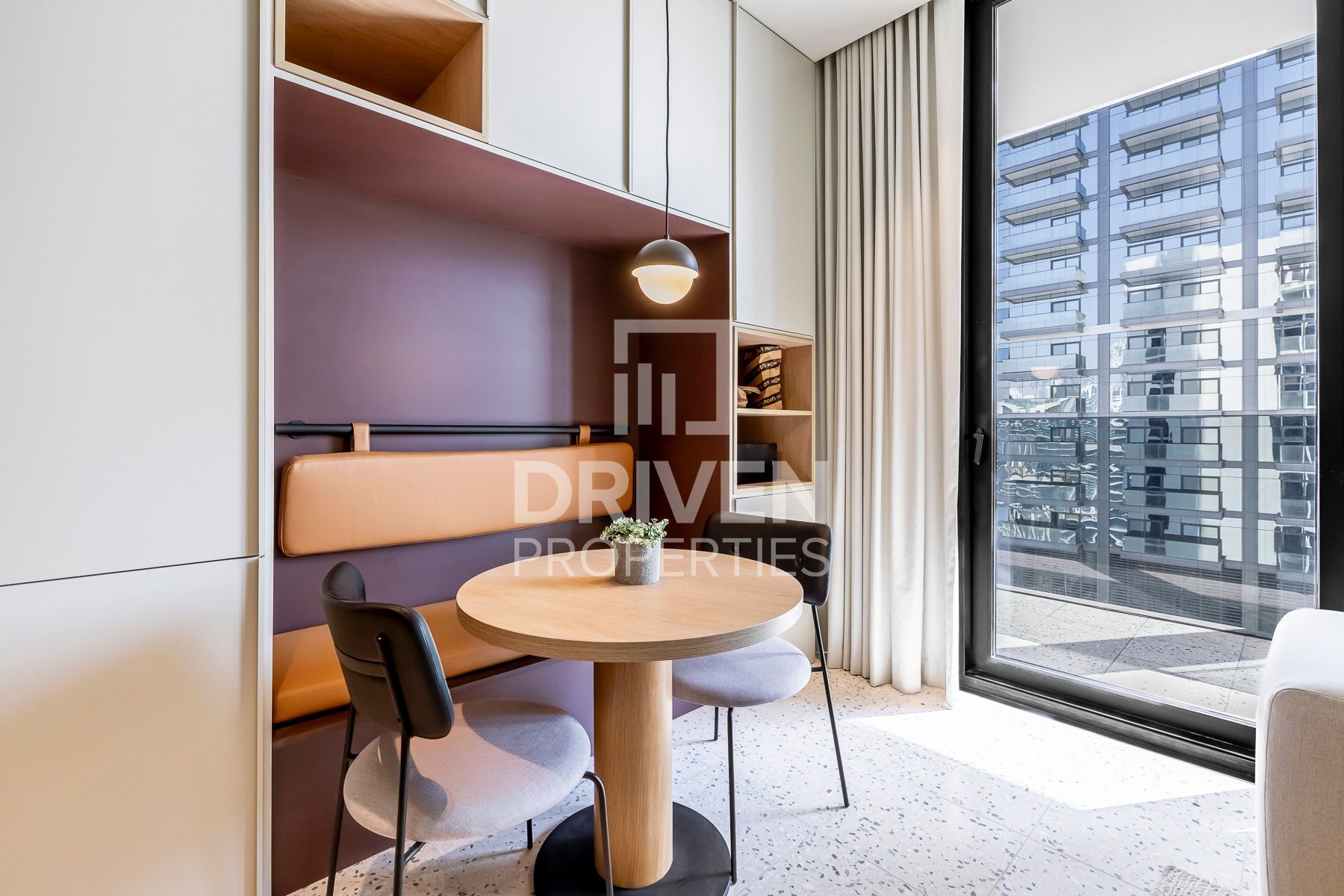 Furnished Studio High Floor Tenanted