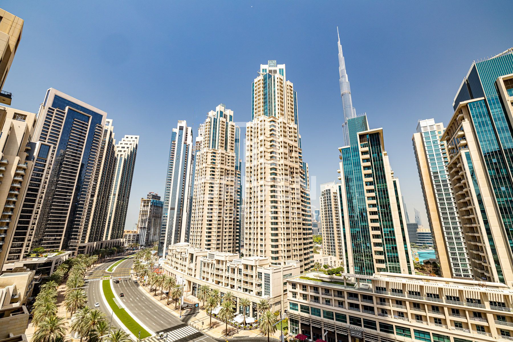 Modern and Unique Layout Ideal Location