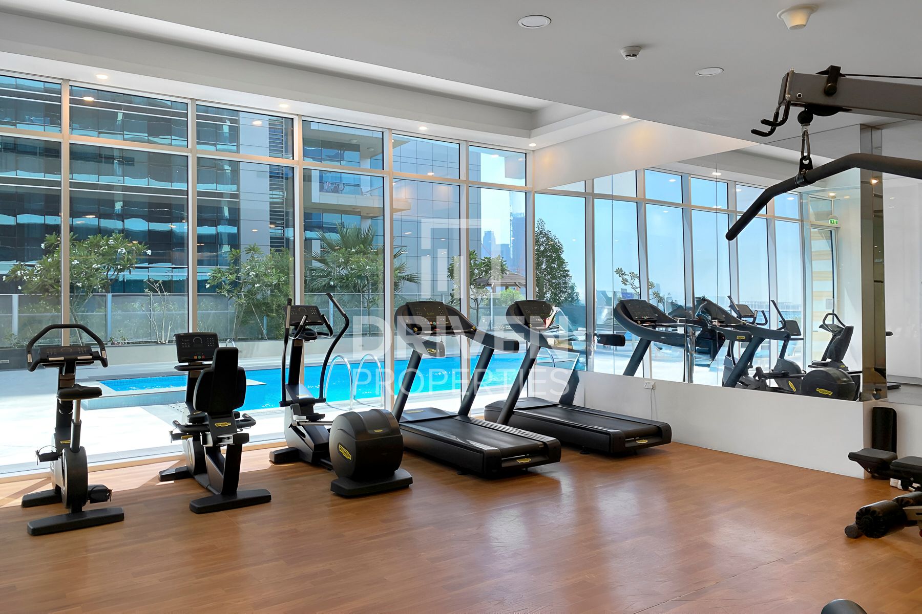 Canal View Ready to Move In New Furniture