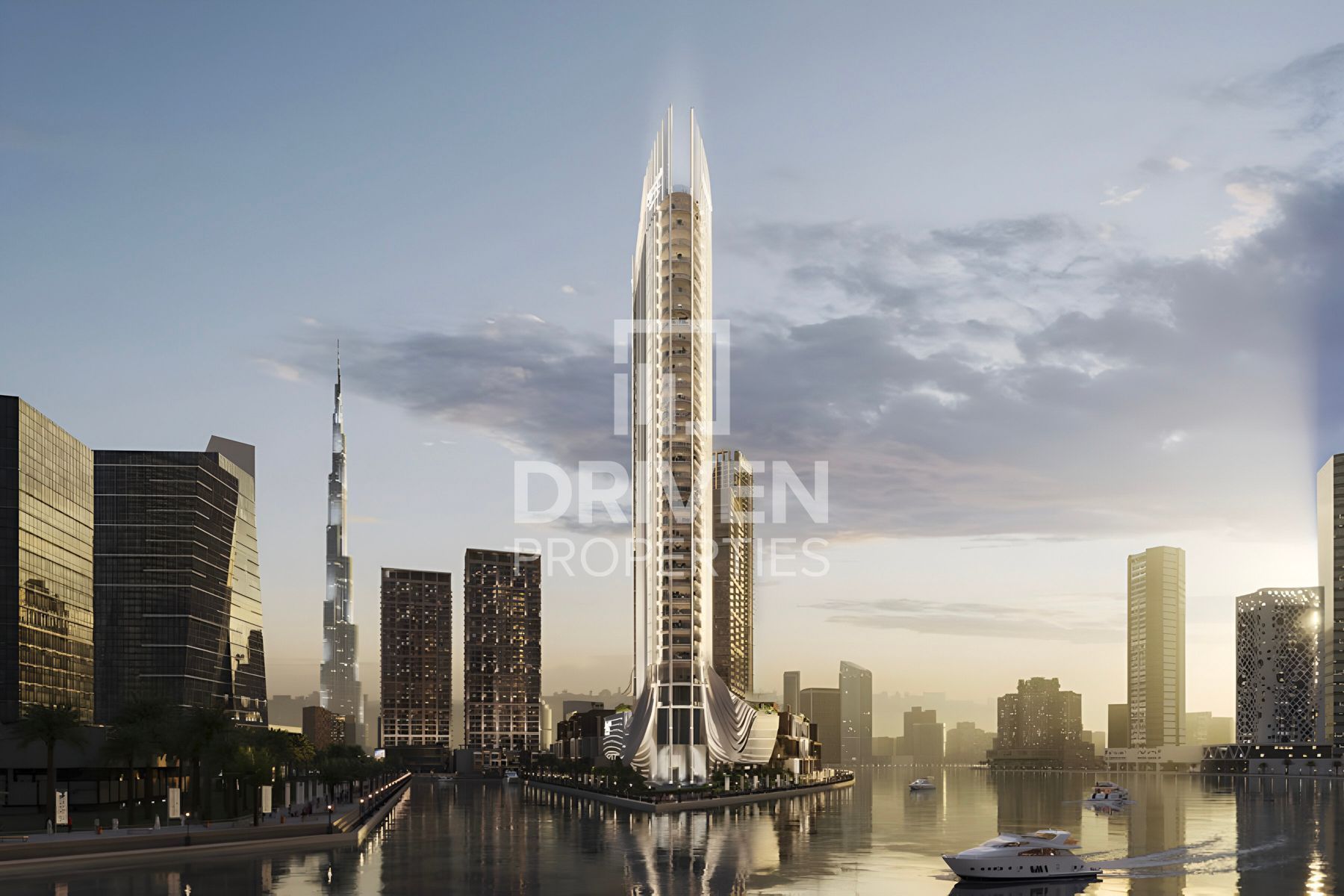 Modern Stylish Spacious Amazing Canal View