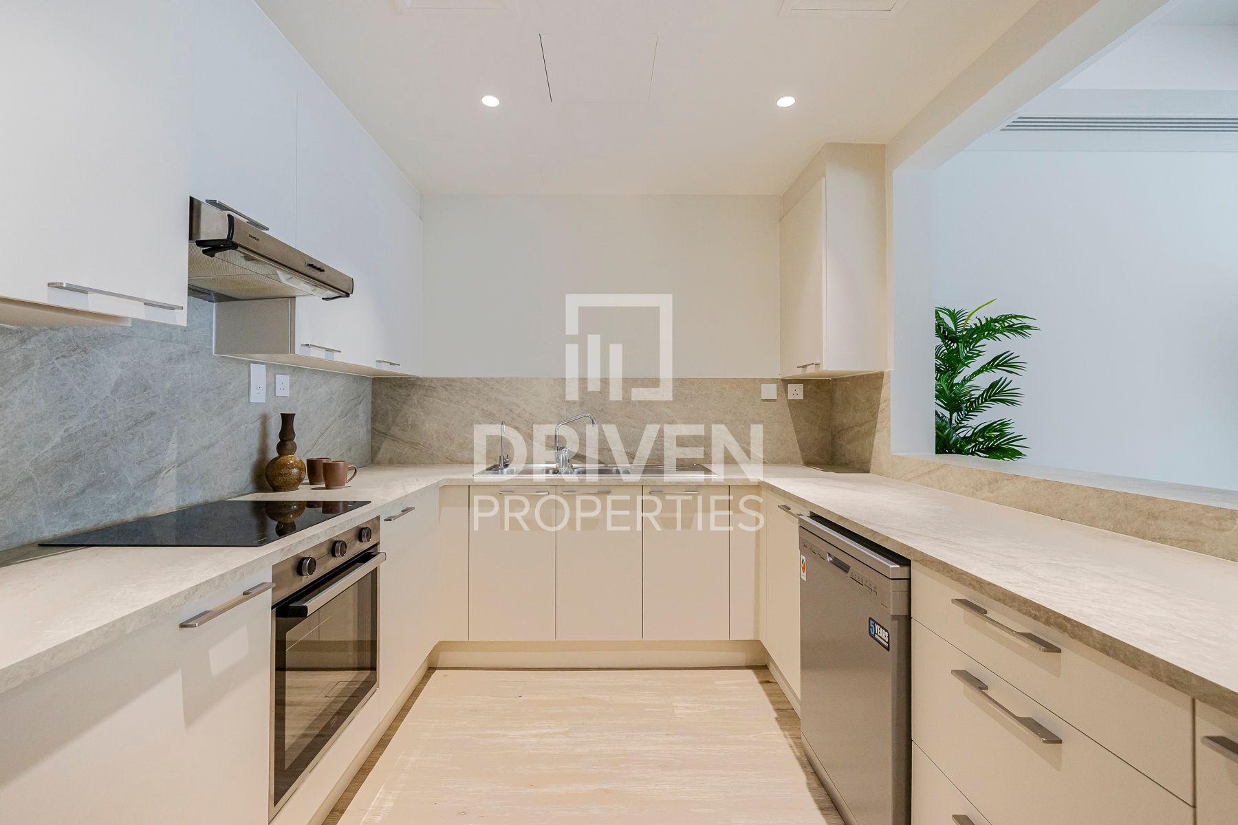 Furnished Vacant Huge Balcony Prime Area