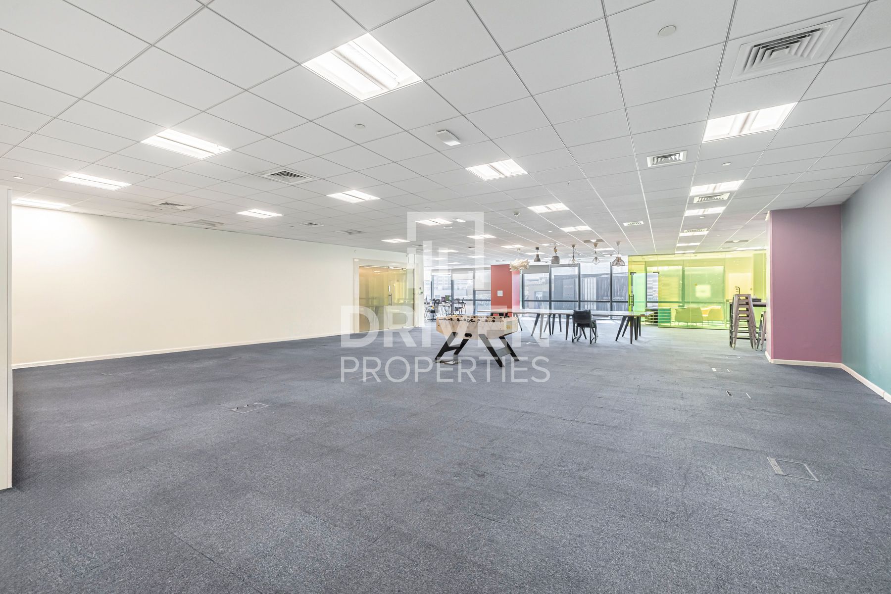 Fully Fitted and Spacious Prime Location