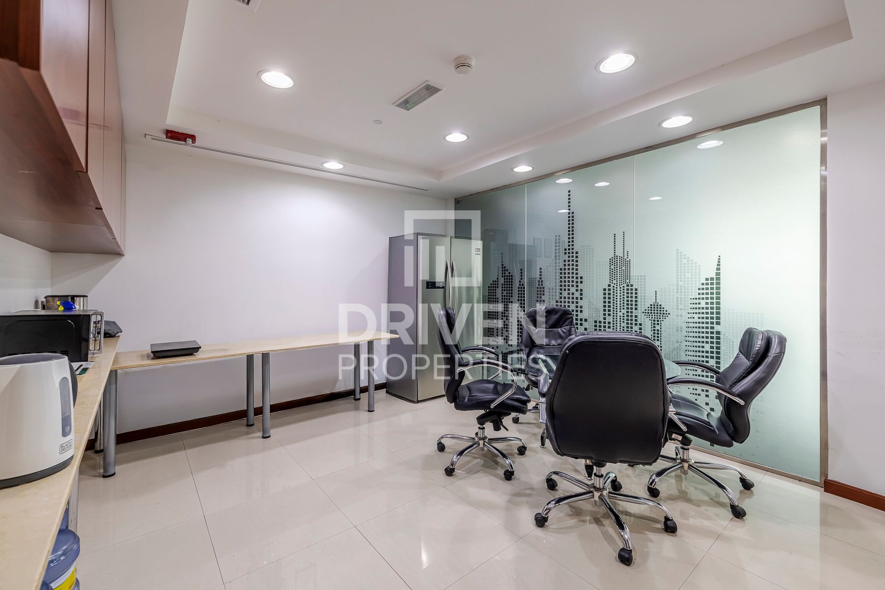 9.5% Net Grade A Exclusive Prime Location