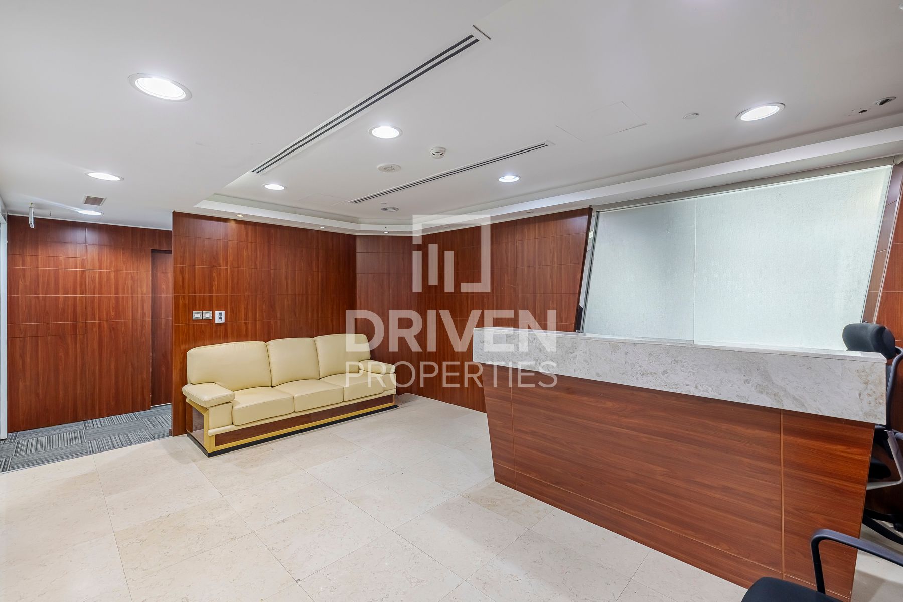 9.5% Net Grade A Exclusive Prime Location