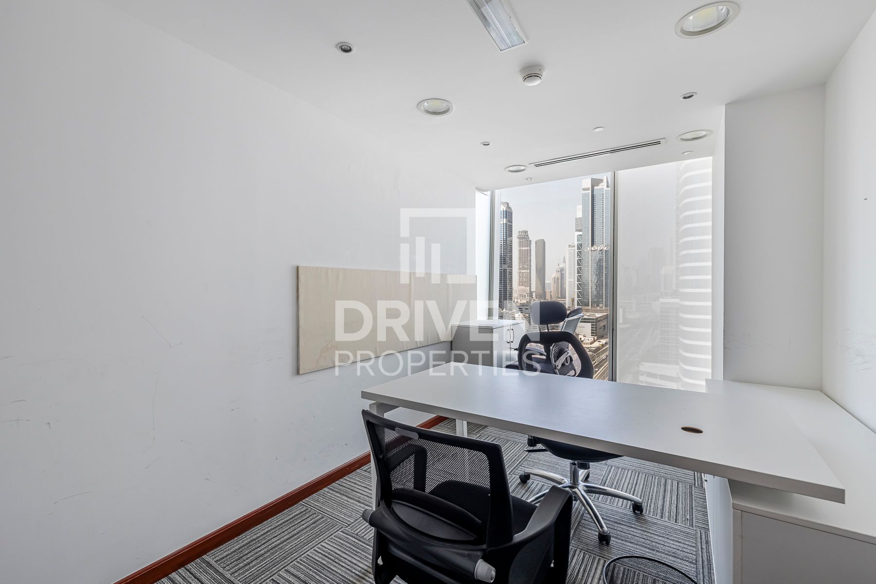 9.5% Net Grade A Exclusive Prime Location