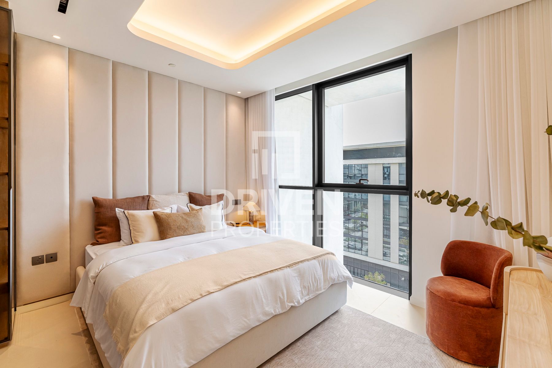 Ready to Move In Fully Upgraded and Furnished