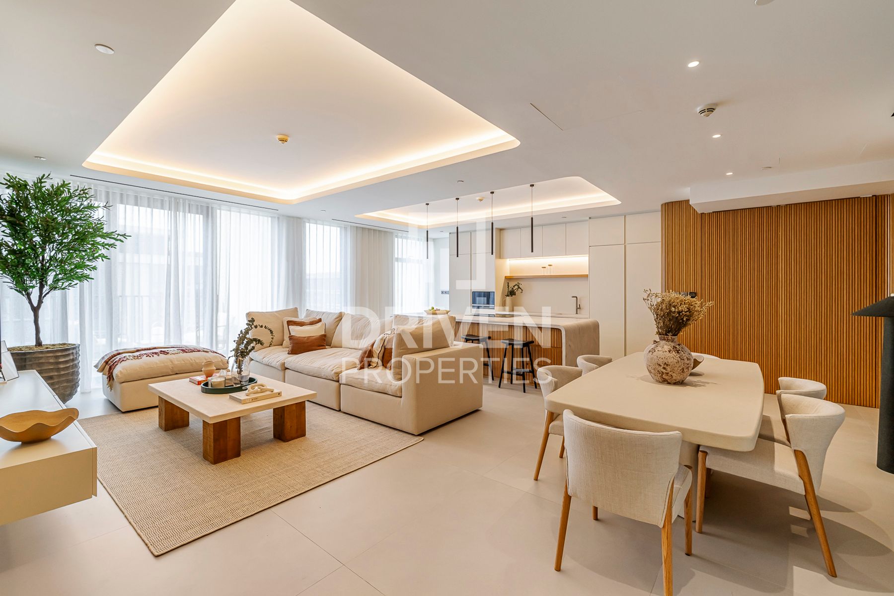 Ready to Move In Fully Upgraded and Furnished