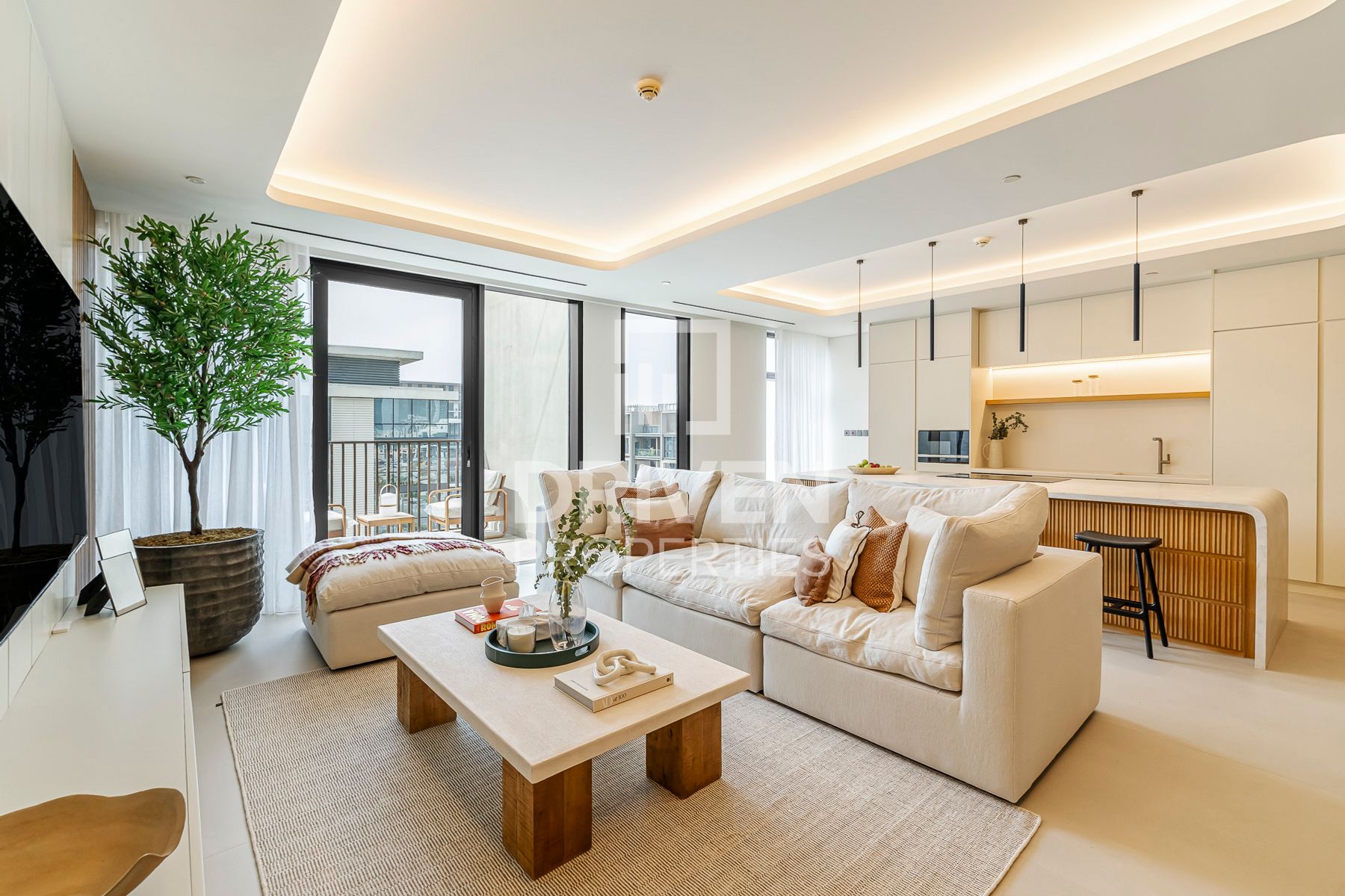 Ready to Move In Fully Upgraded and Furnished