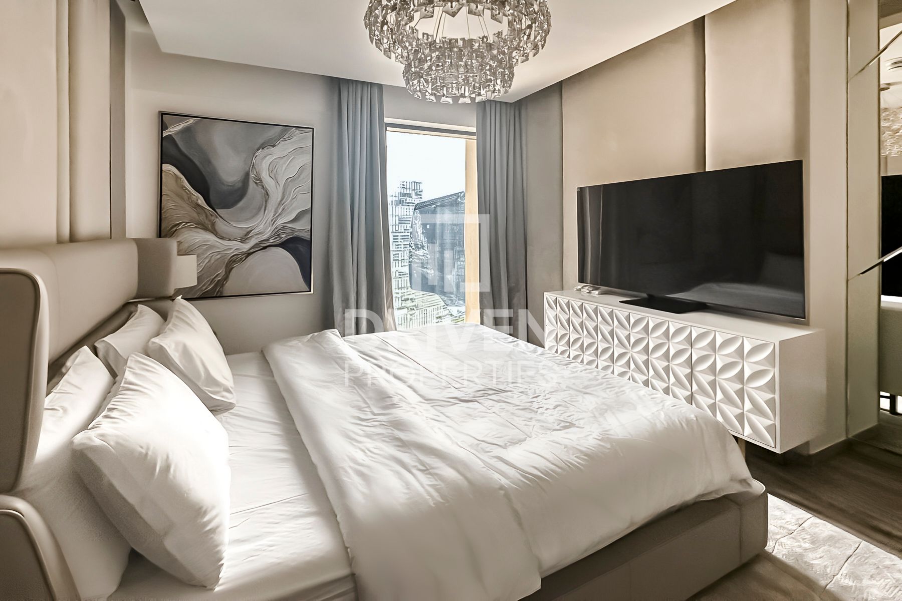 Prime Location with Huge Layout Community View