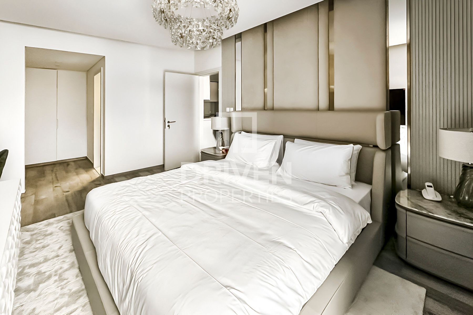 Prime Location with Huge Layout Community View