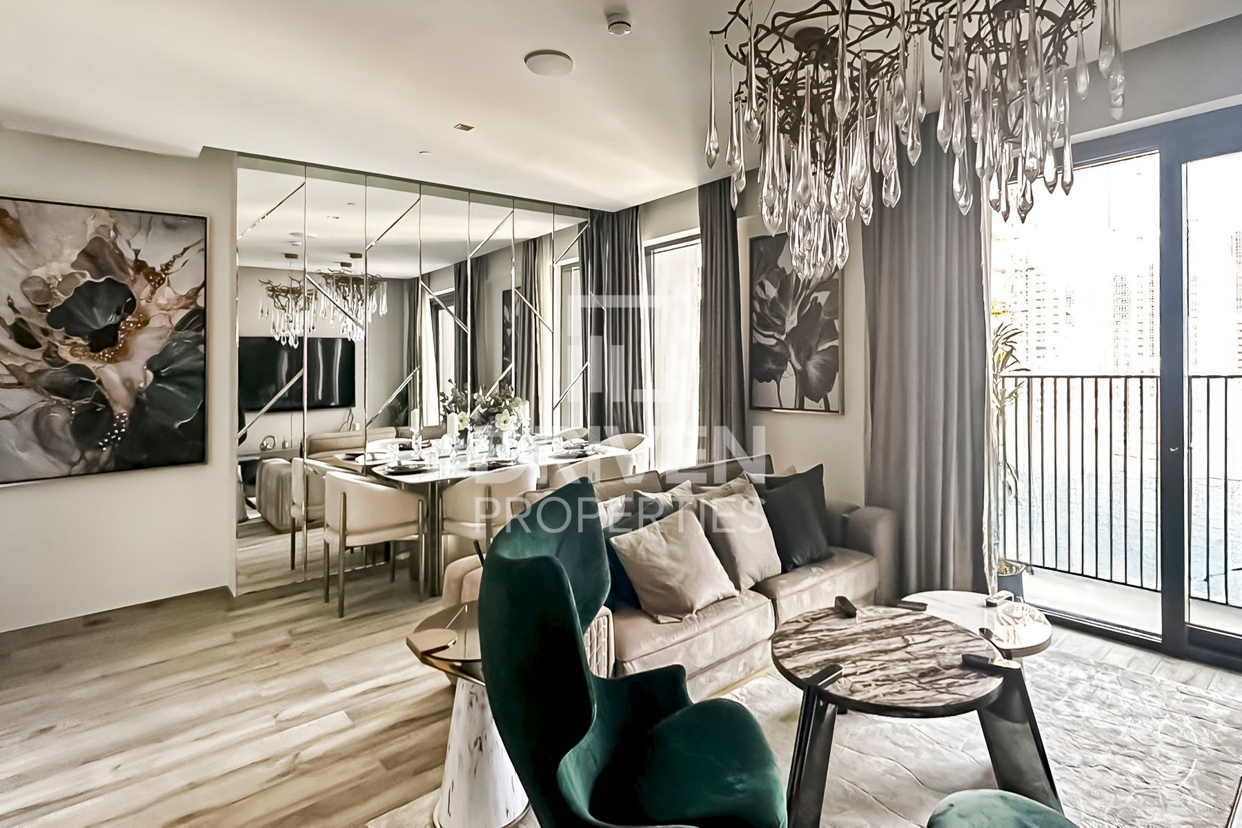 Prime Location with Huge Layout Community View