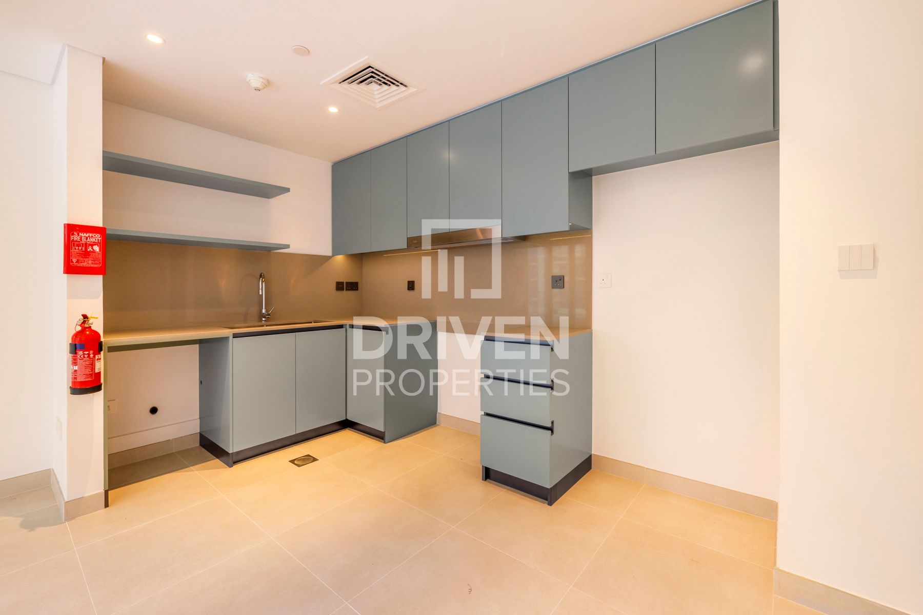 Brand New Modern Layout Prime Location