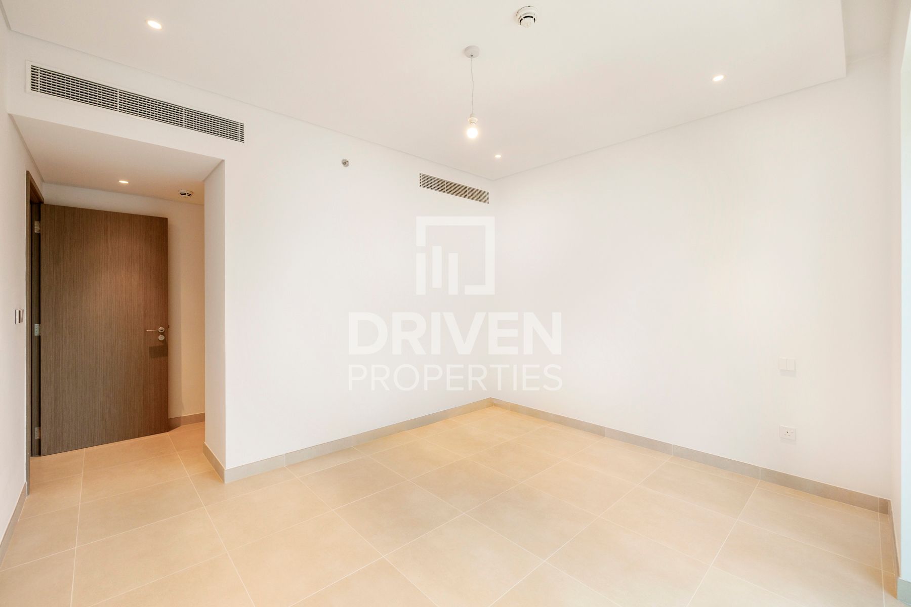 Brand New Modern Layout Prime Location