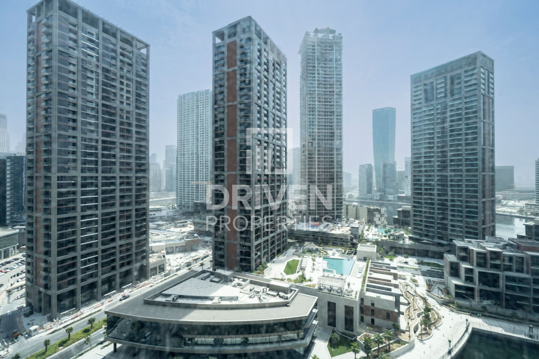 Fully Fitted Prime Location High-End