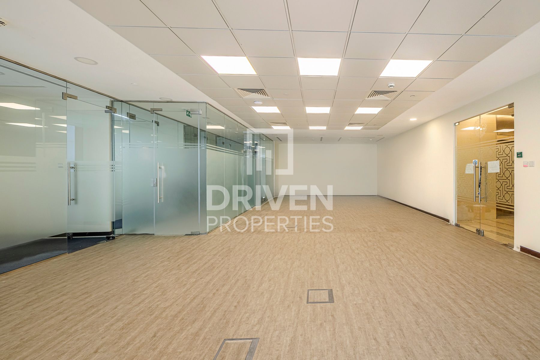 Prime Location Office Fitted Huge Layout