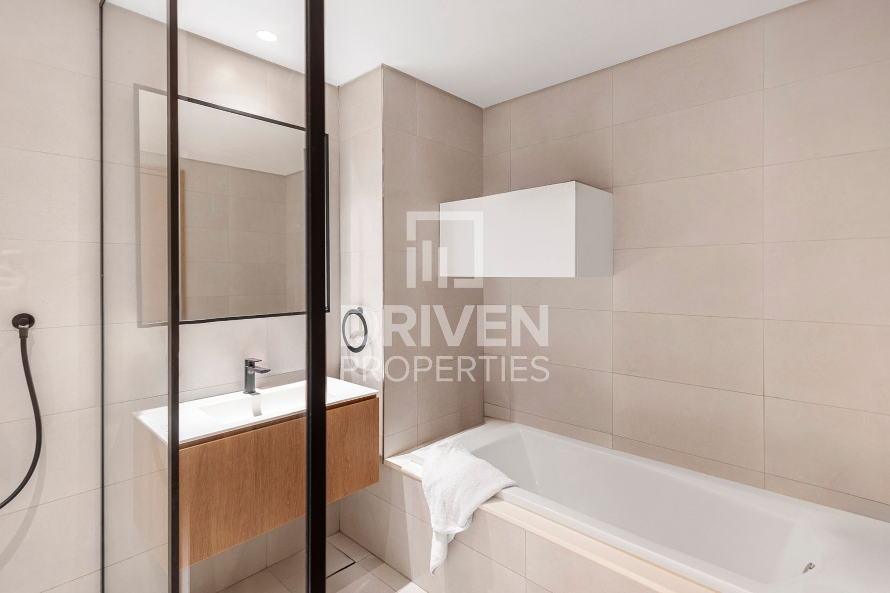 Burj Khalifa View Vacant Fully Furnished