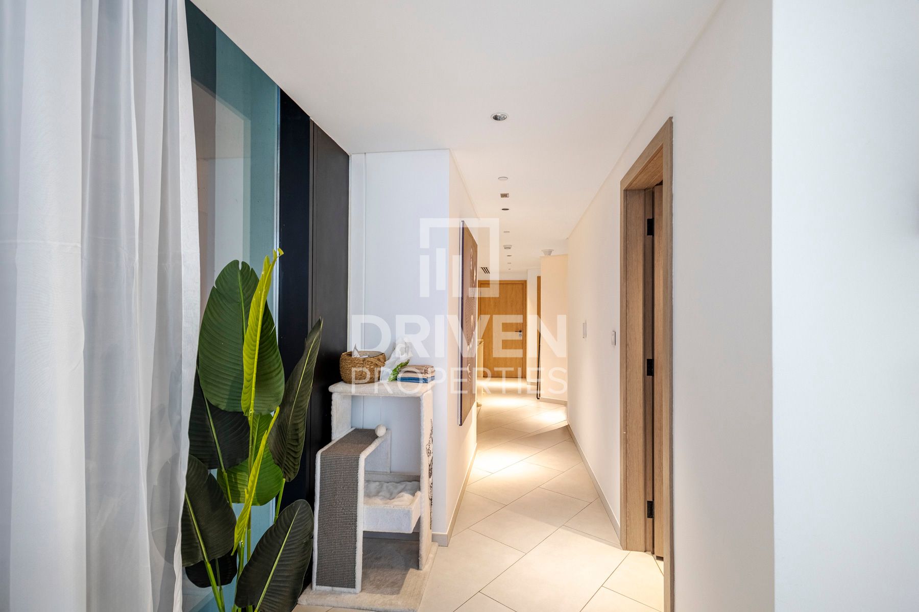 Burj Khalifa View Vacant Fully Furnished