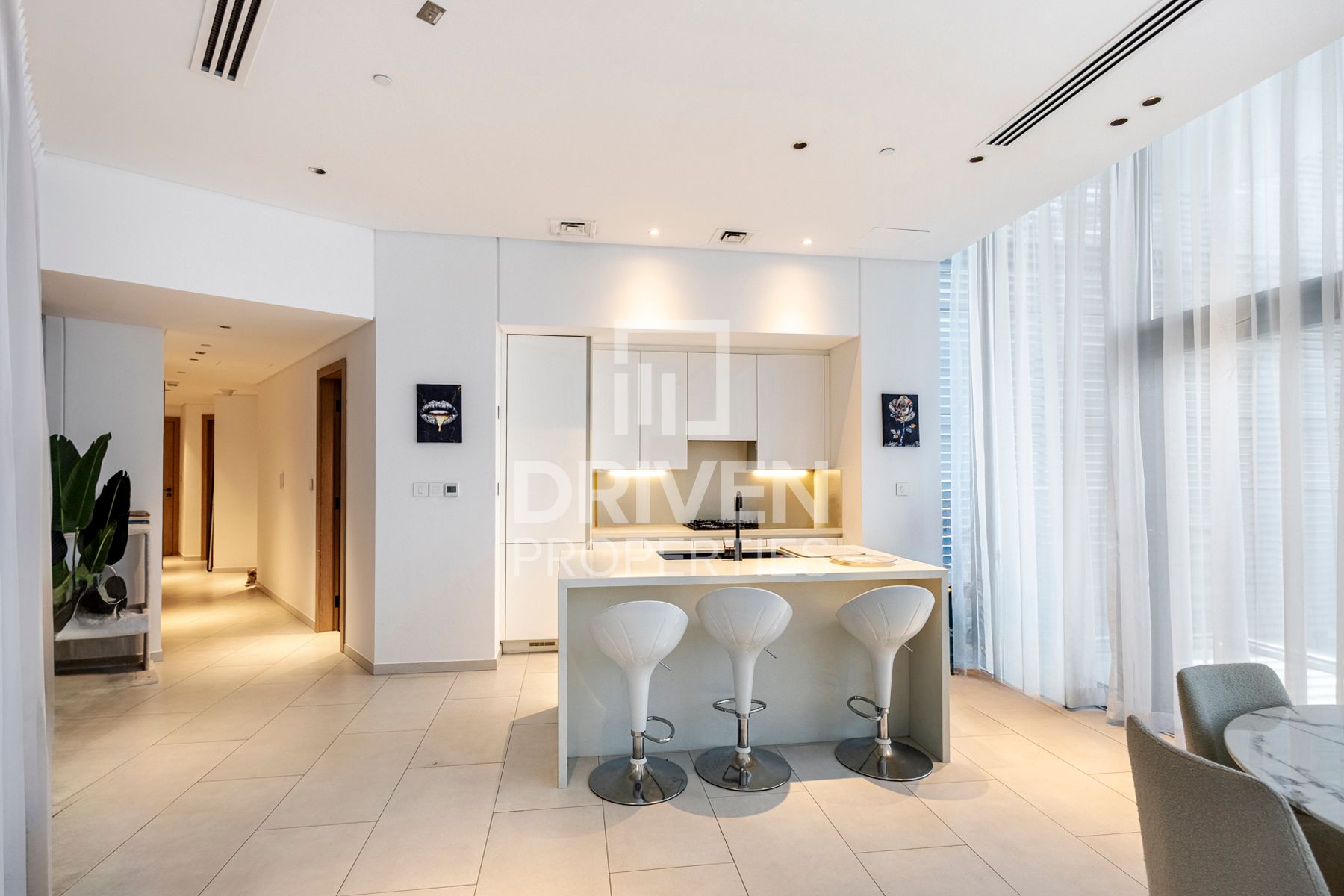 Burj Khalifa View Vacant Fully Furnished