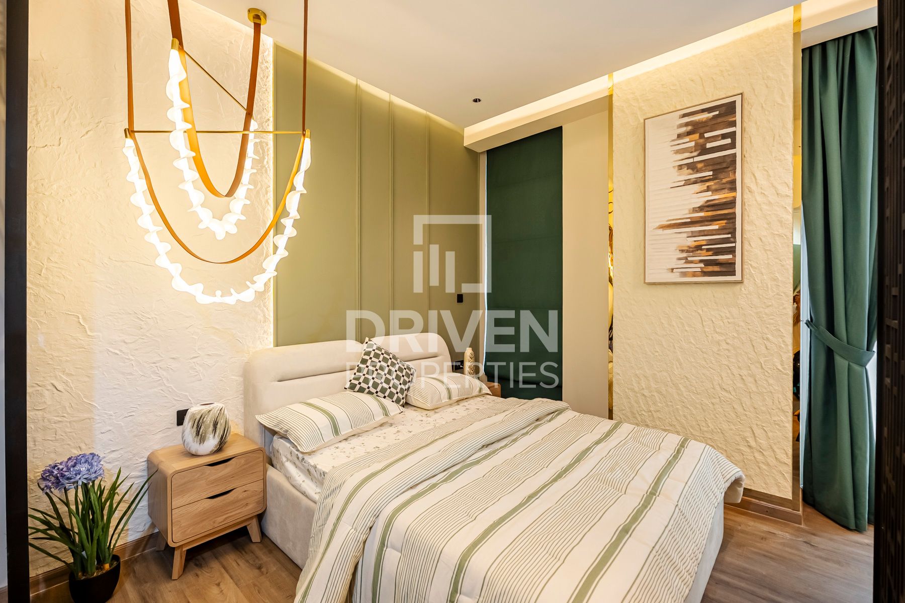 Modern Studio Stunning Burj Khalifa Vista