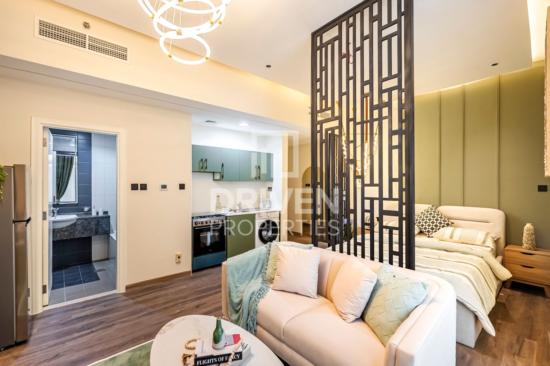 Modern Studio Stunning Burj Khalifa Vista