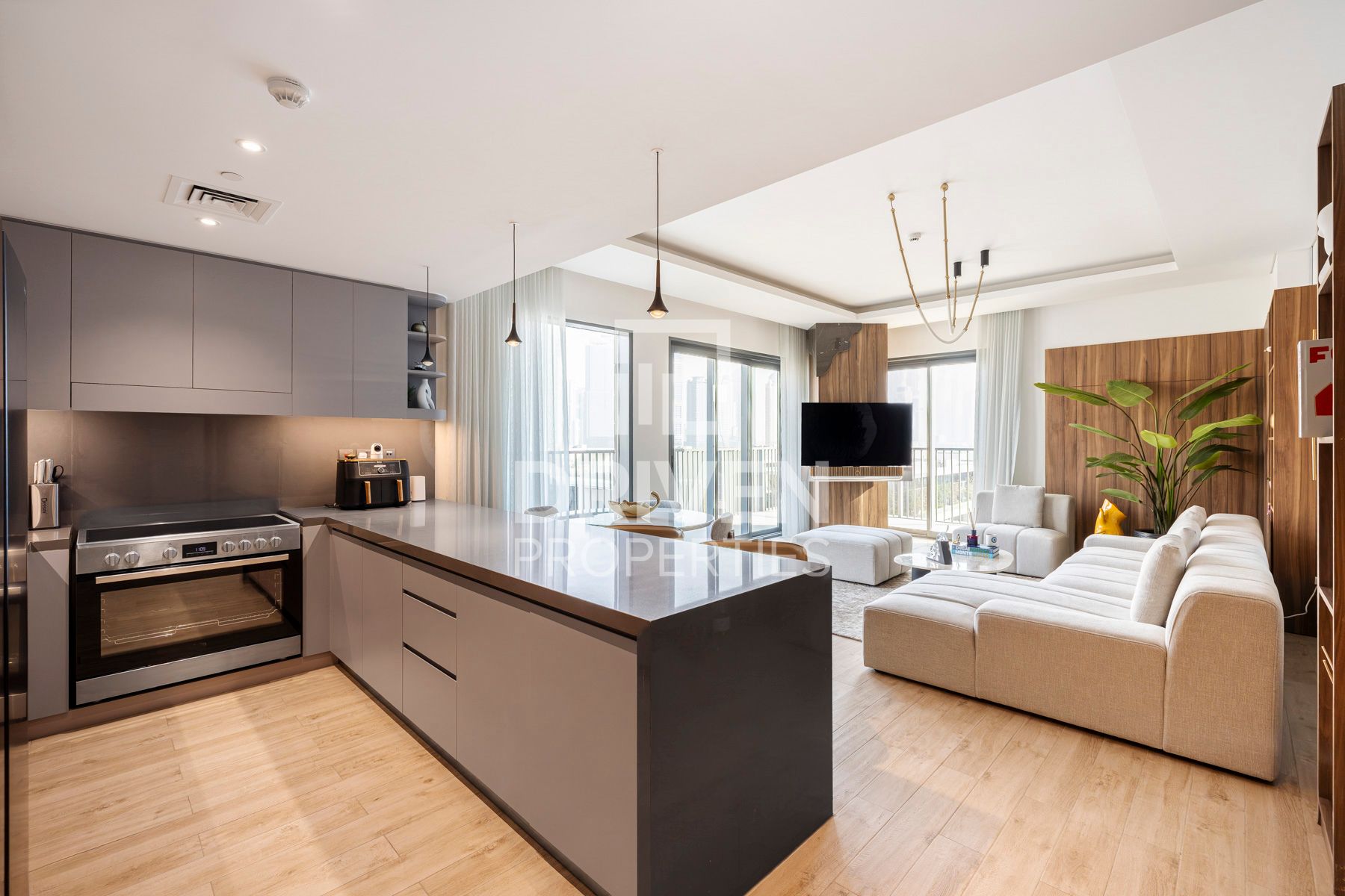 Top Floor Upgraded Corner Unit Vacant