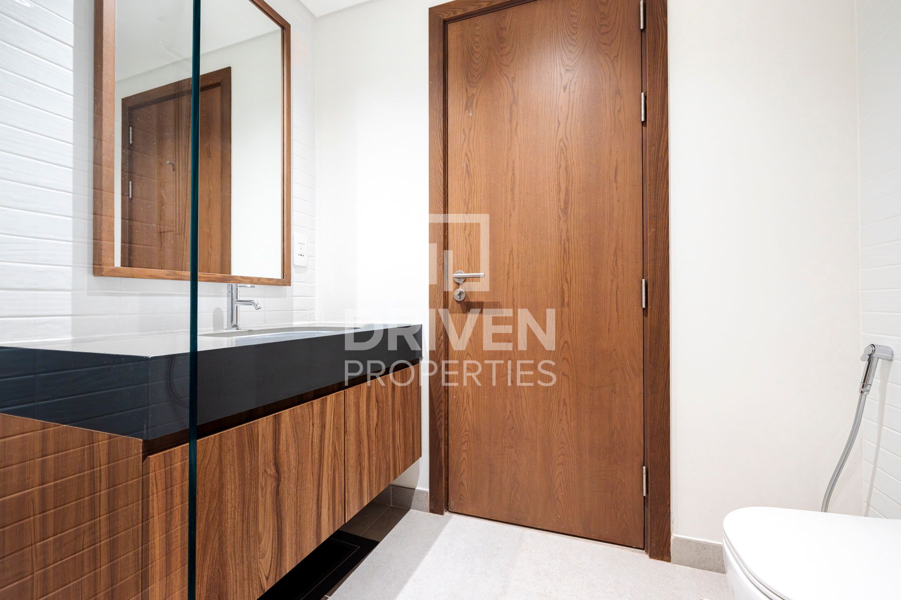 Top Floor Upgraded Corner Unit Vacant