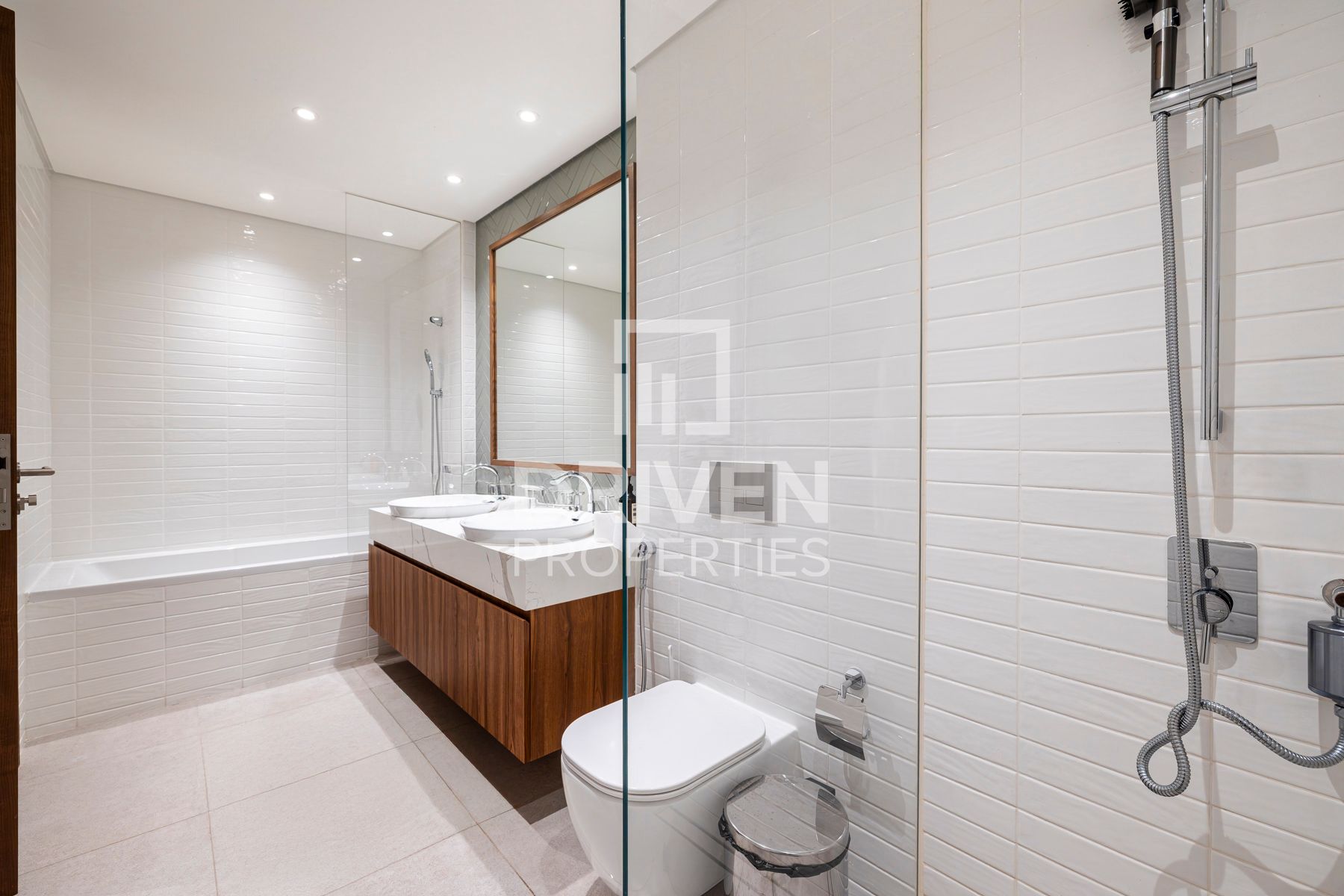 Top Floor Upgraded Corner Unit Vacant